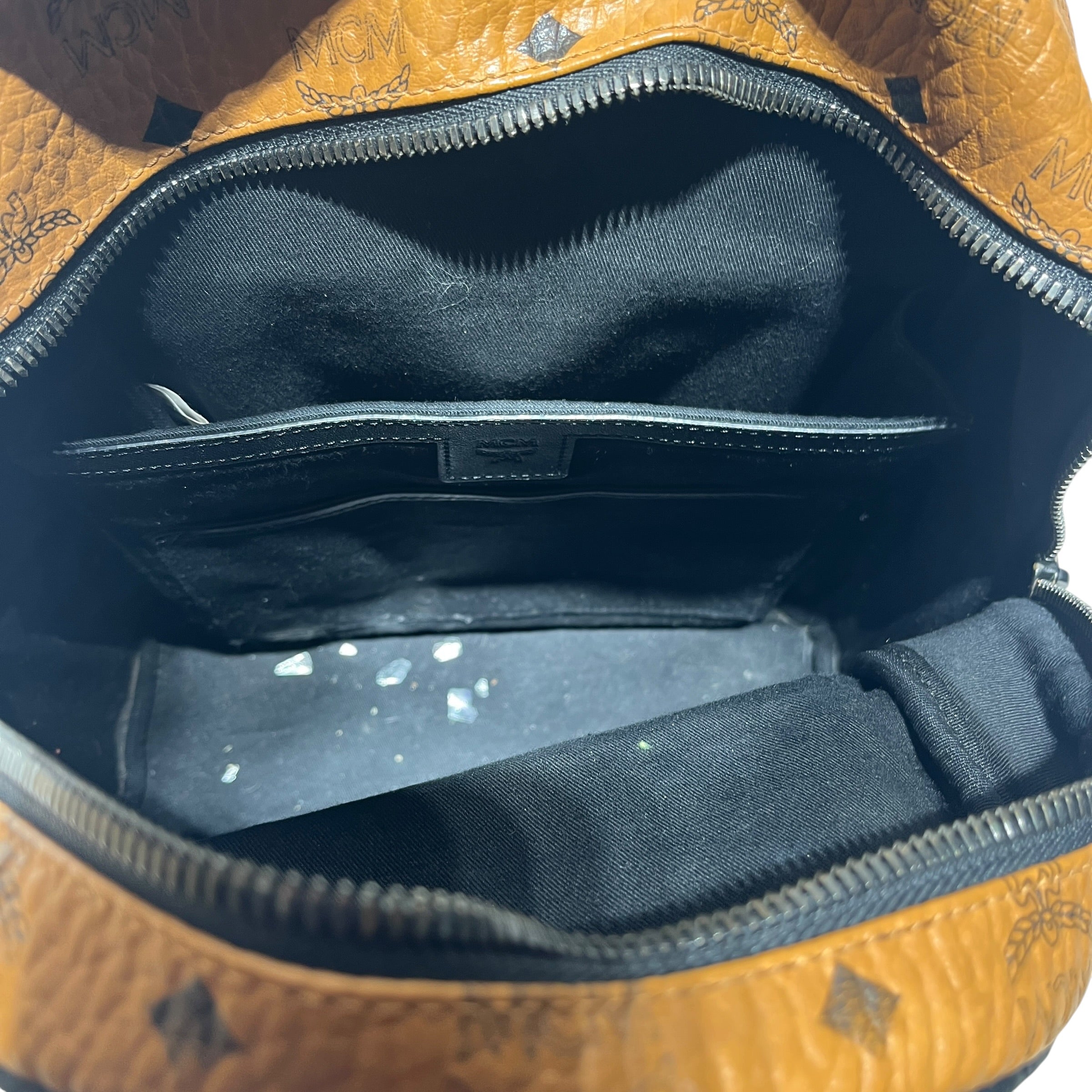MCM/Backpack/Monogram/Leather/CML/patches view 5