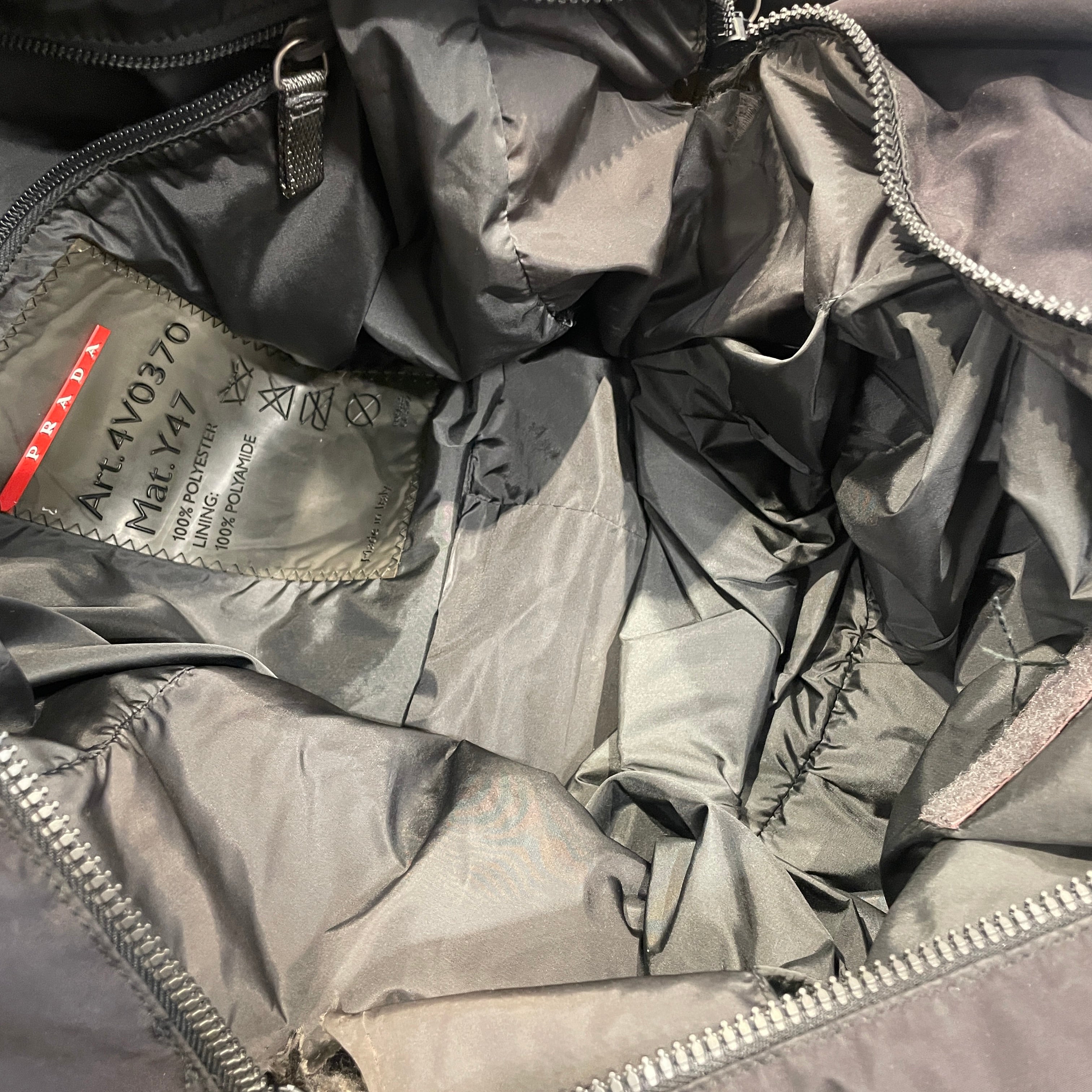 PRADA/Cross Body Bag/Nylon/BLK/Green Crossbody Strap view 4