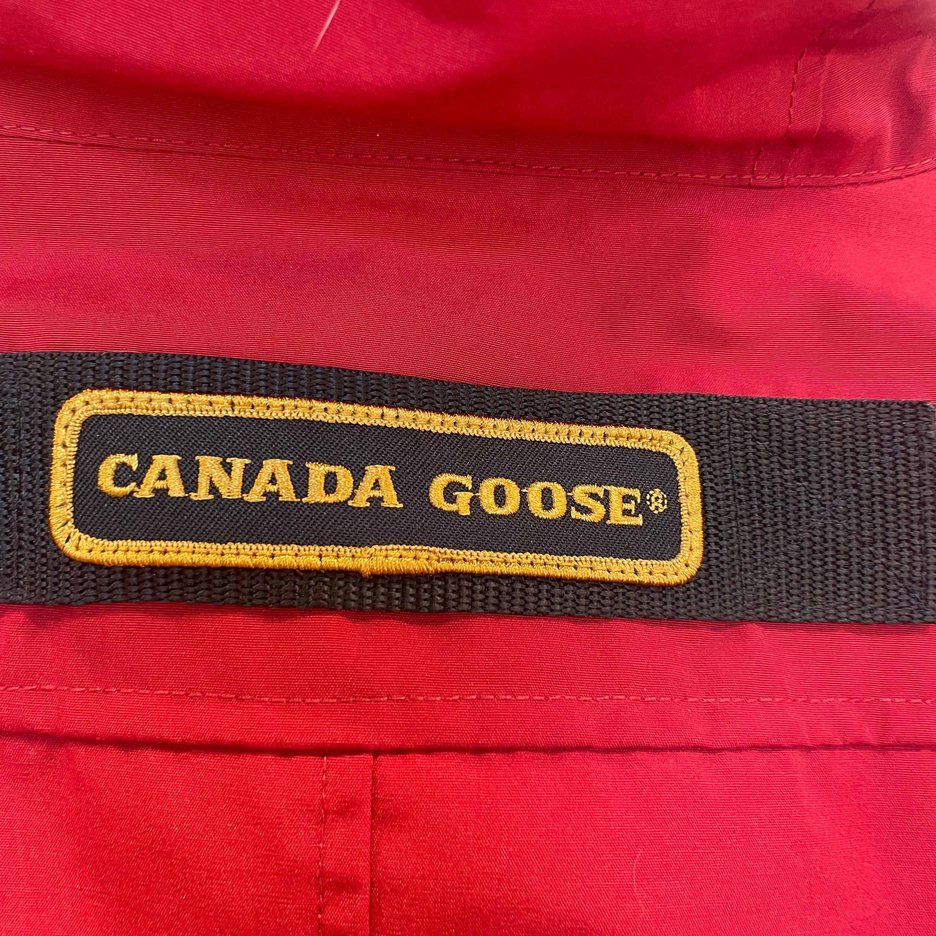 CANADA GOOSE/Coat/XS/RED/parka/fur neck/patch left arm view 4