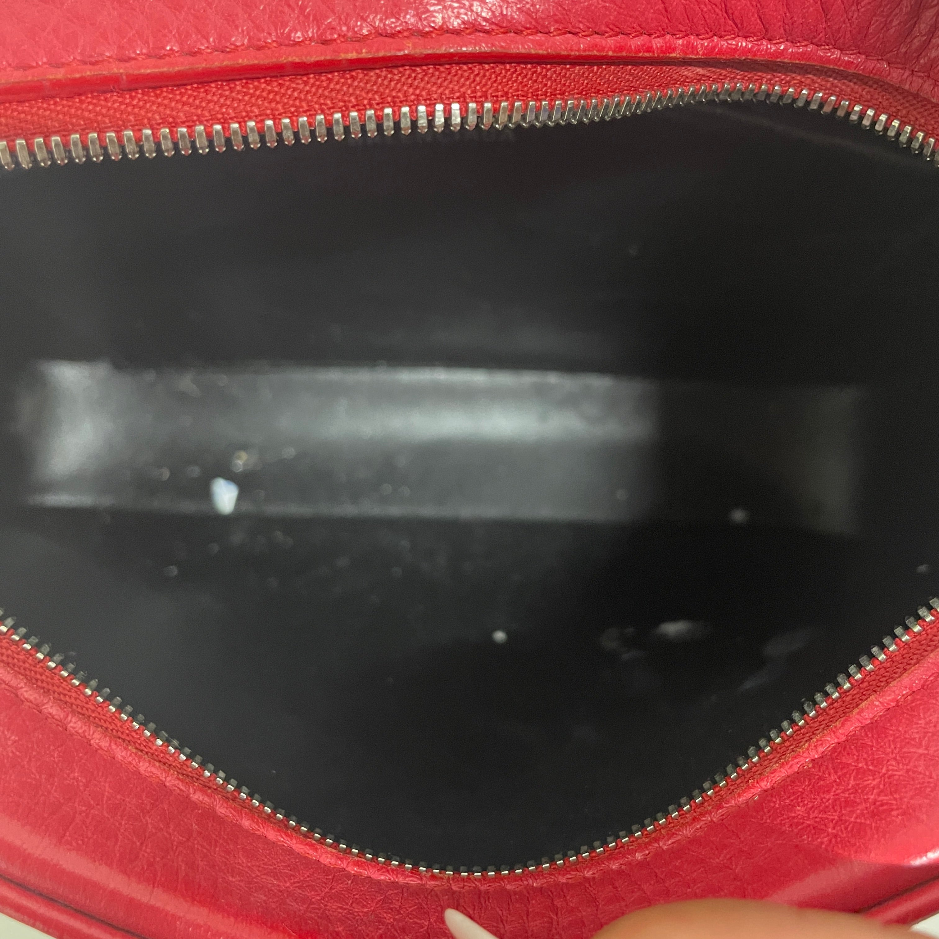 BALENCIAGA/Cross Body Bag/Leather/RED/24MKW28/BLACK LOGO FRONT view 4