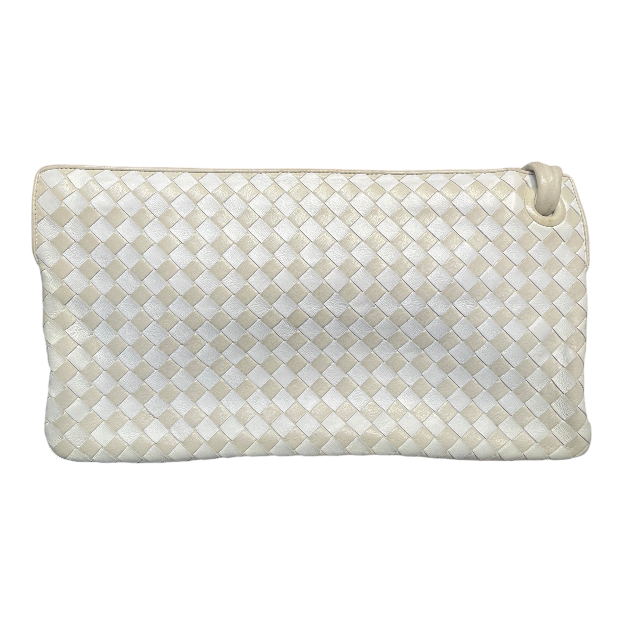 BOTTEGA VENETA/Clutch Bag/Monogram/Lambskin/CRM/intreciatto clutch with mirror view 2