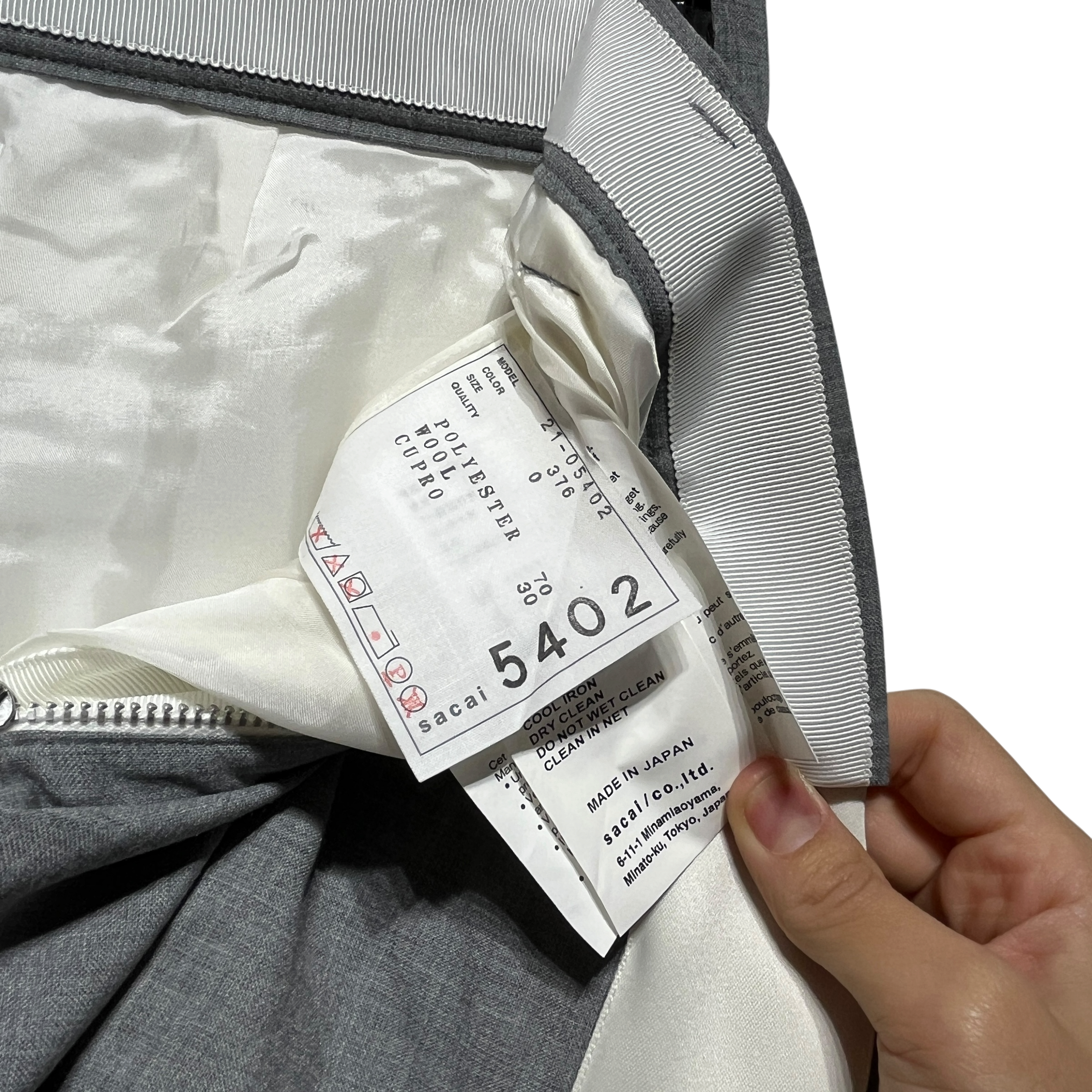 Sacai/Shorts/0/Polyester/GRY/asymmetrical view 3