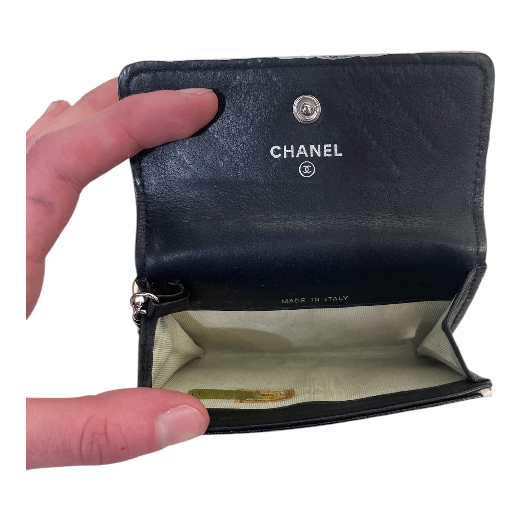 CHANEL/Coin Wallet/Leather/BLK/Leather flap wallet view 3