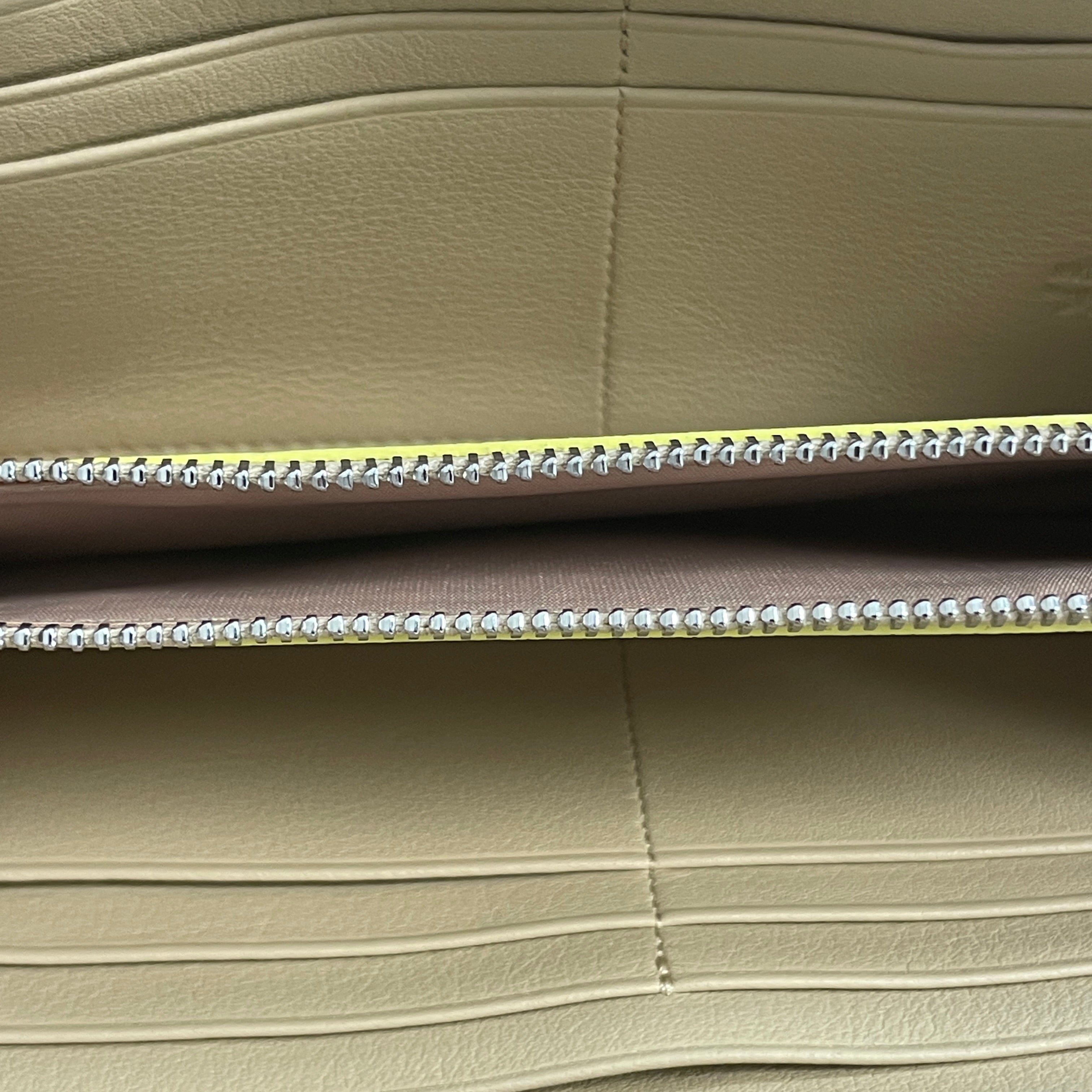 MCM/Long Wallet/Monogram/Leather/BEG/yellow strap view 4