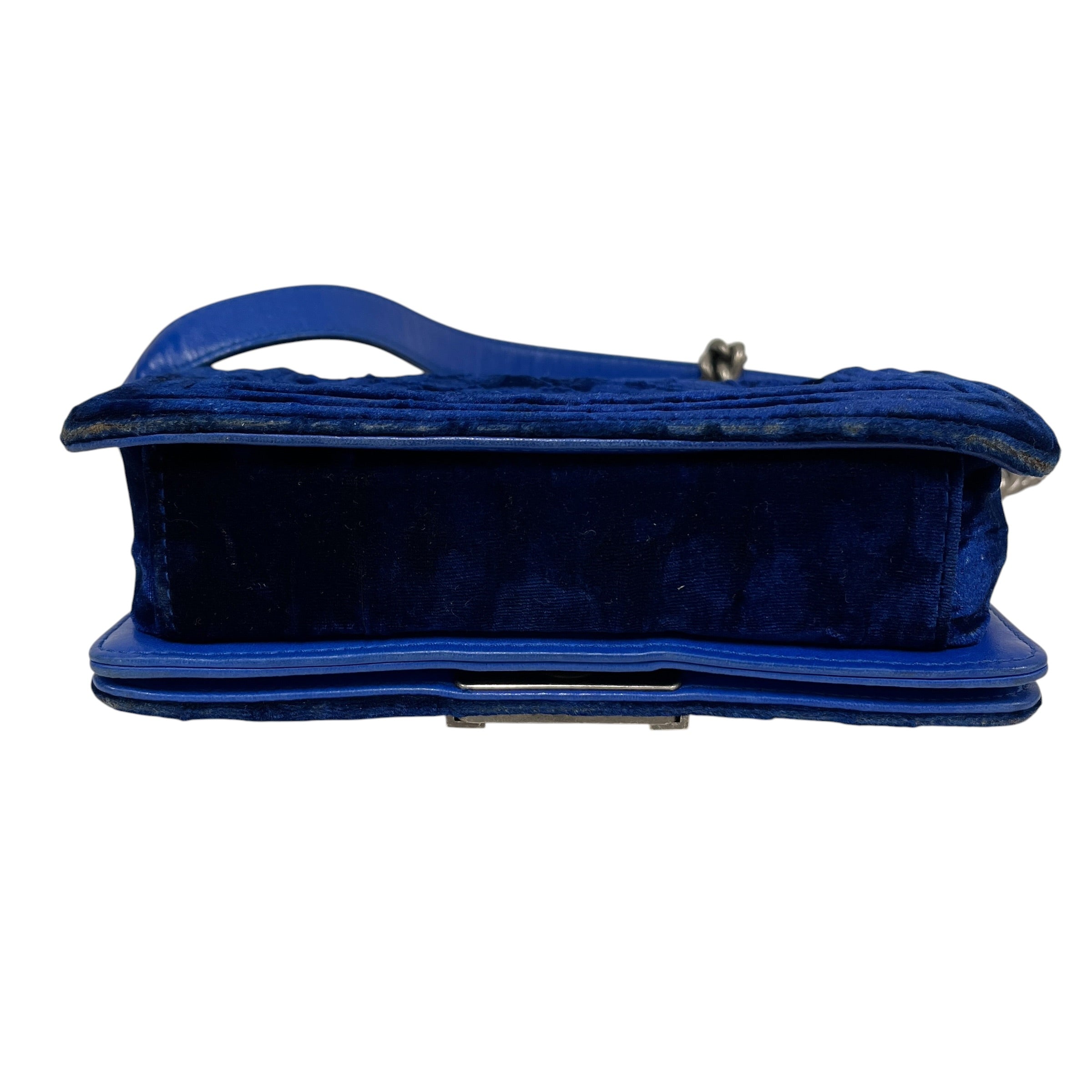 CHANEL/Cross Body Bag/NVY/ view 3
