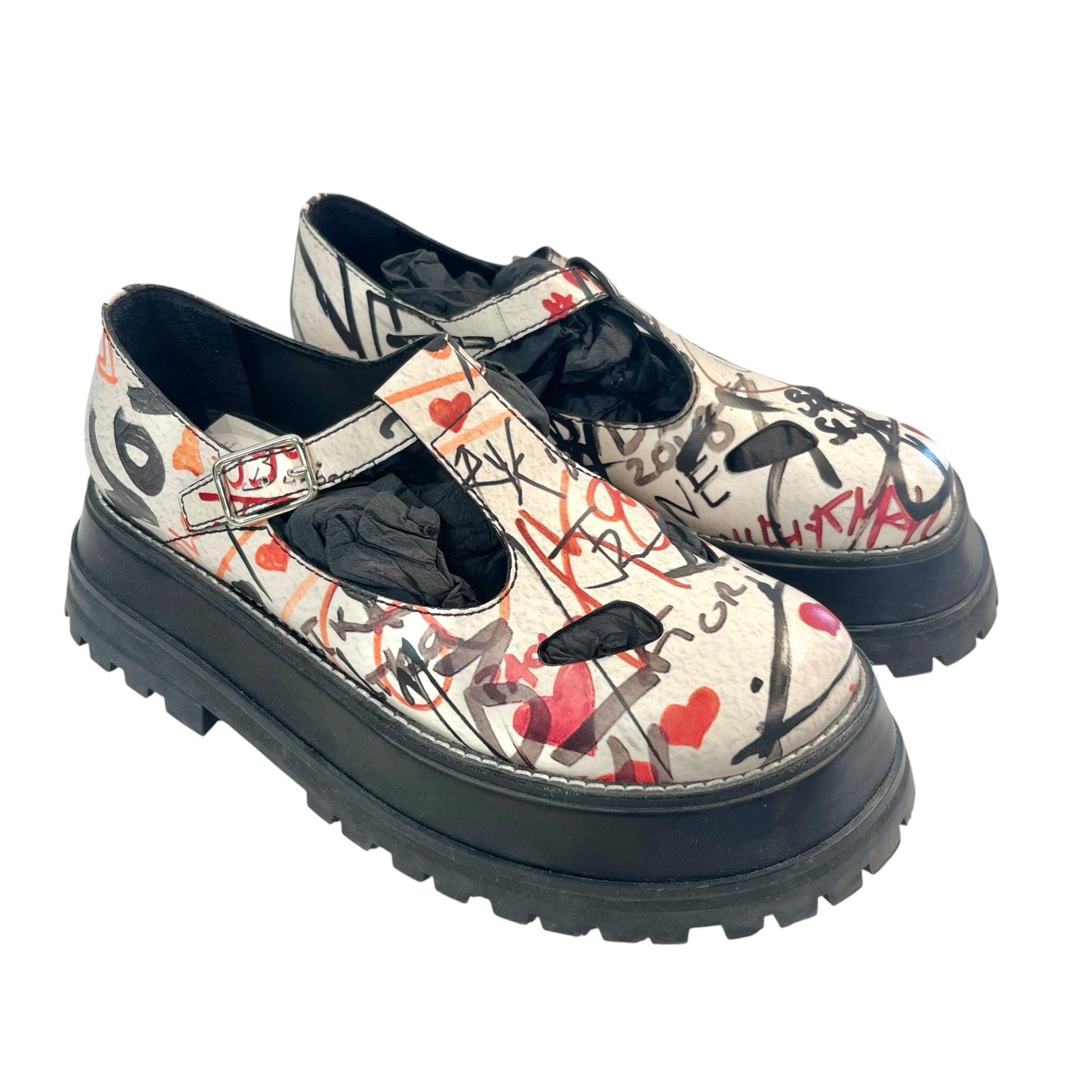 BURBERRY LONDON/Dress Shoes/US 5/Leather/WHT/GRAFFITI MARY JANE view 1