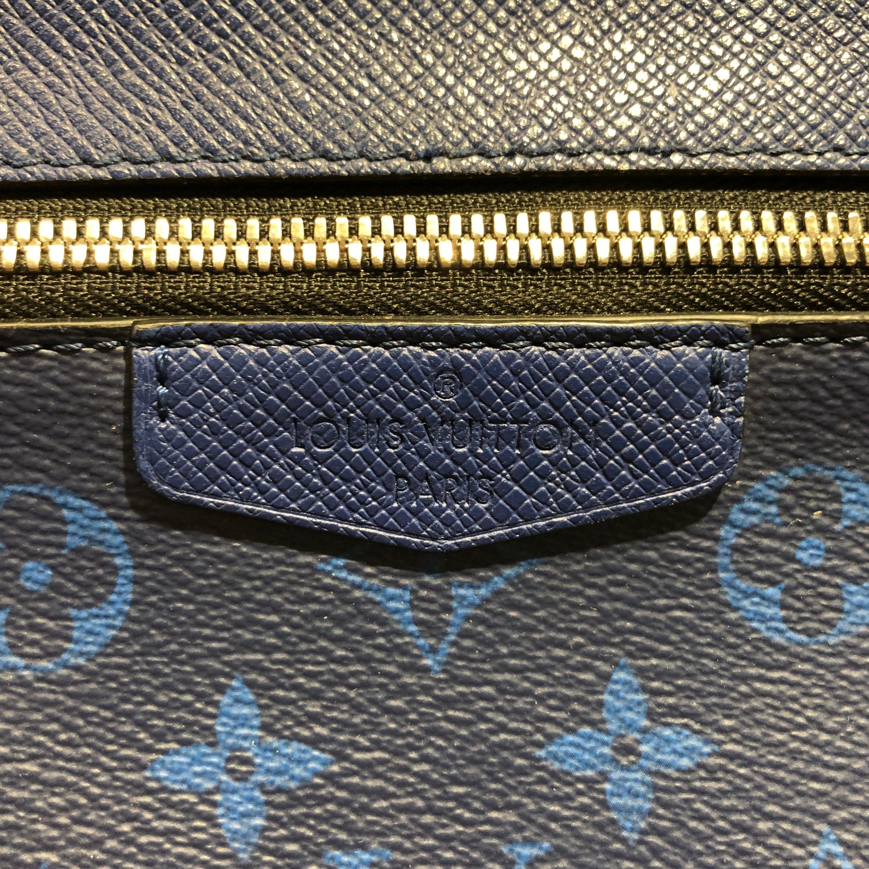 LOUIS VUITTON/Cross Body Bag/Monogram/Leather/BLU/FO0251 view 7