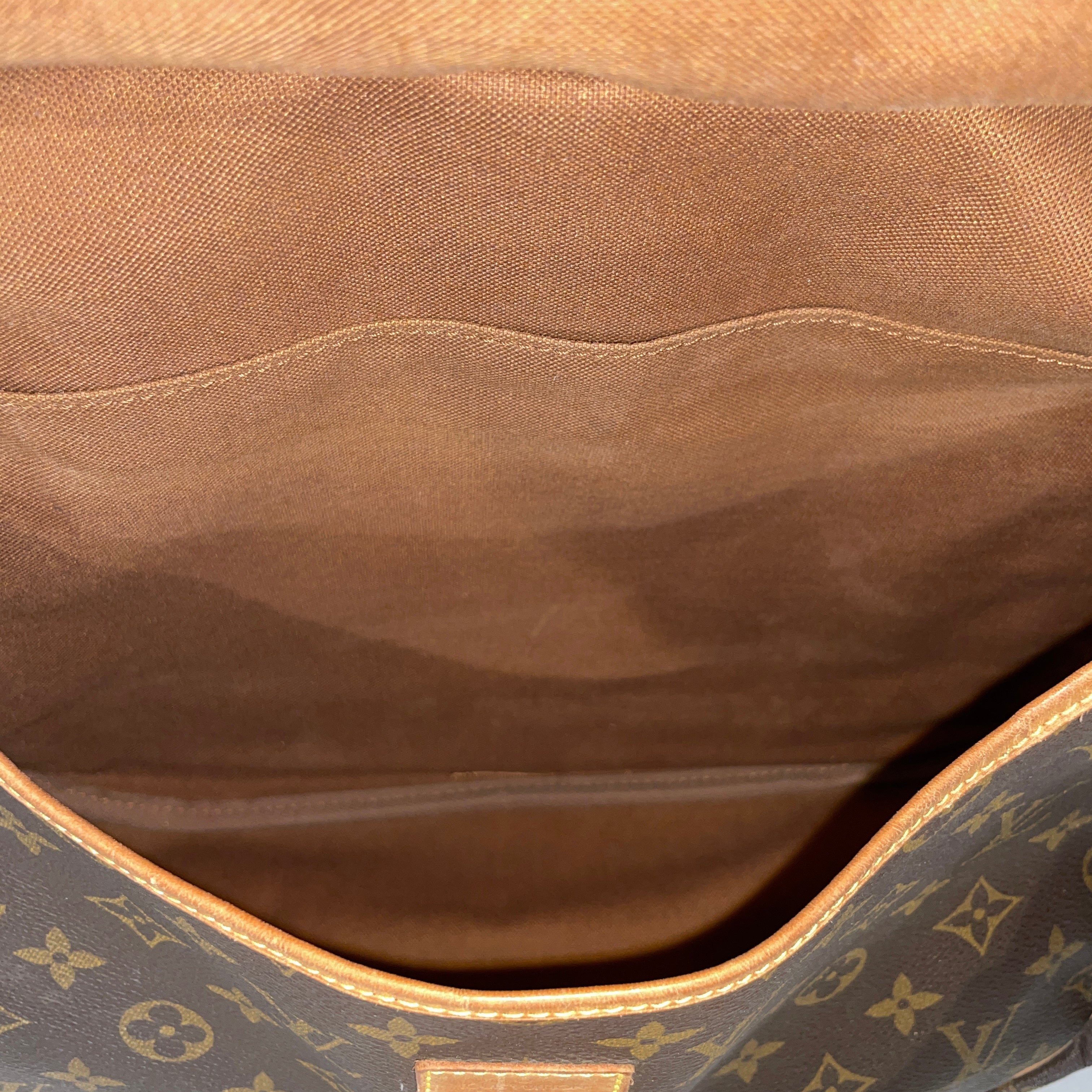 LOUIS VUITTON/Cross Body Bag/Monogram/Leather/BRW/Saumur 35 Messenger Bag view 4