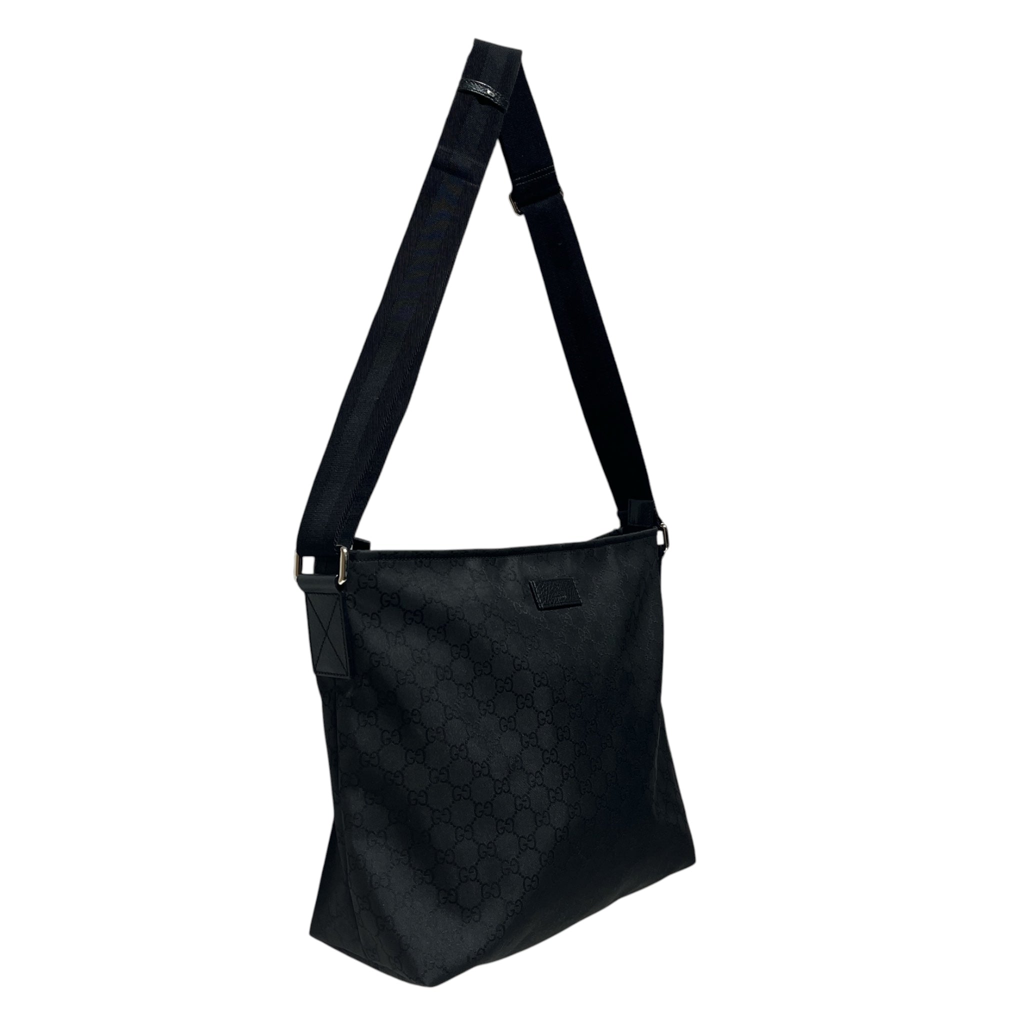 GUCCI/Bag/Nylon/BLK/Nylon Top Zip Messenger view 2