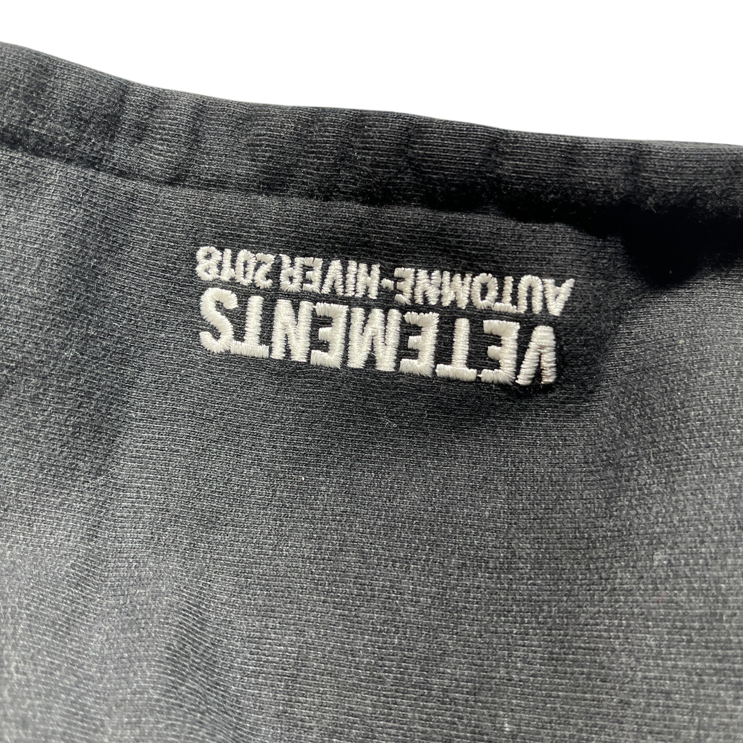 VETEMENTS/Tops/LG/Cotton/BLK/Oversize/cyber sigilism view 5