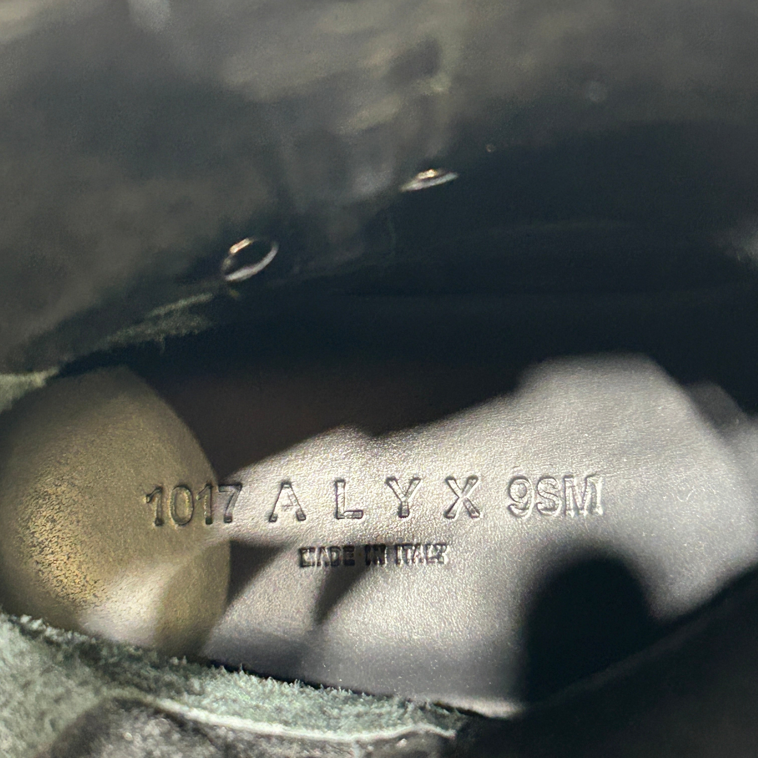 1017 ALYX 9SM(ALYX)/Boots/EU 45/Leather/BLK/eyelit/pulltab workboot view 3