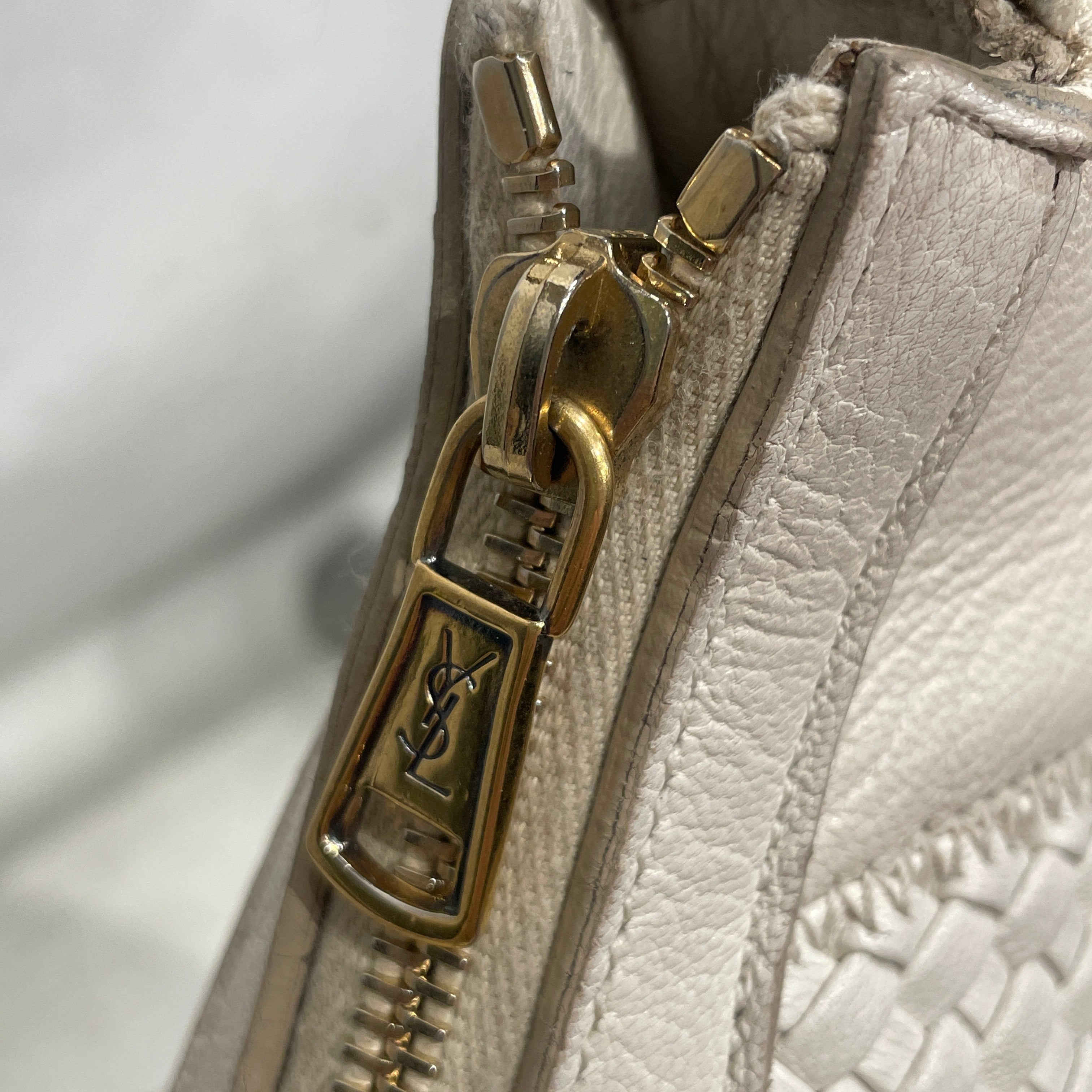 YVES SAINT LAURENT/Hand Bag/Leather/WHT/HOBO BAG view 8