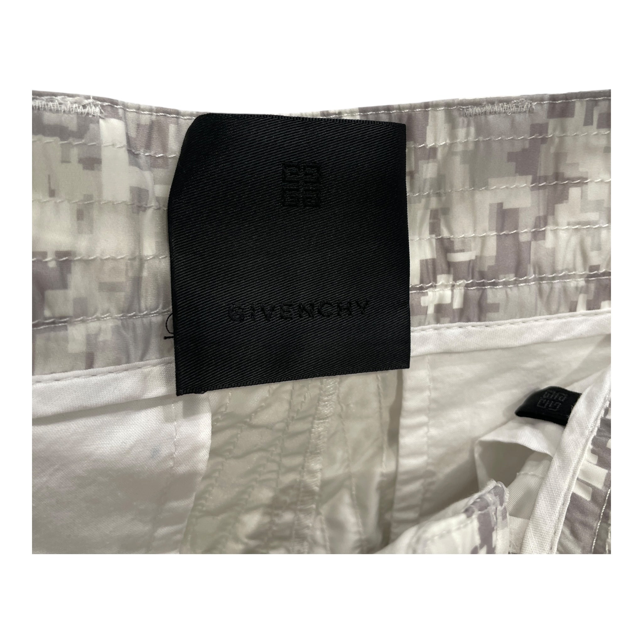 GIVENCHY/Cargo Pants/50/Cotton/GRY/Camouflage/CARGO BERMUDA PANTS view 3