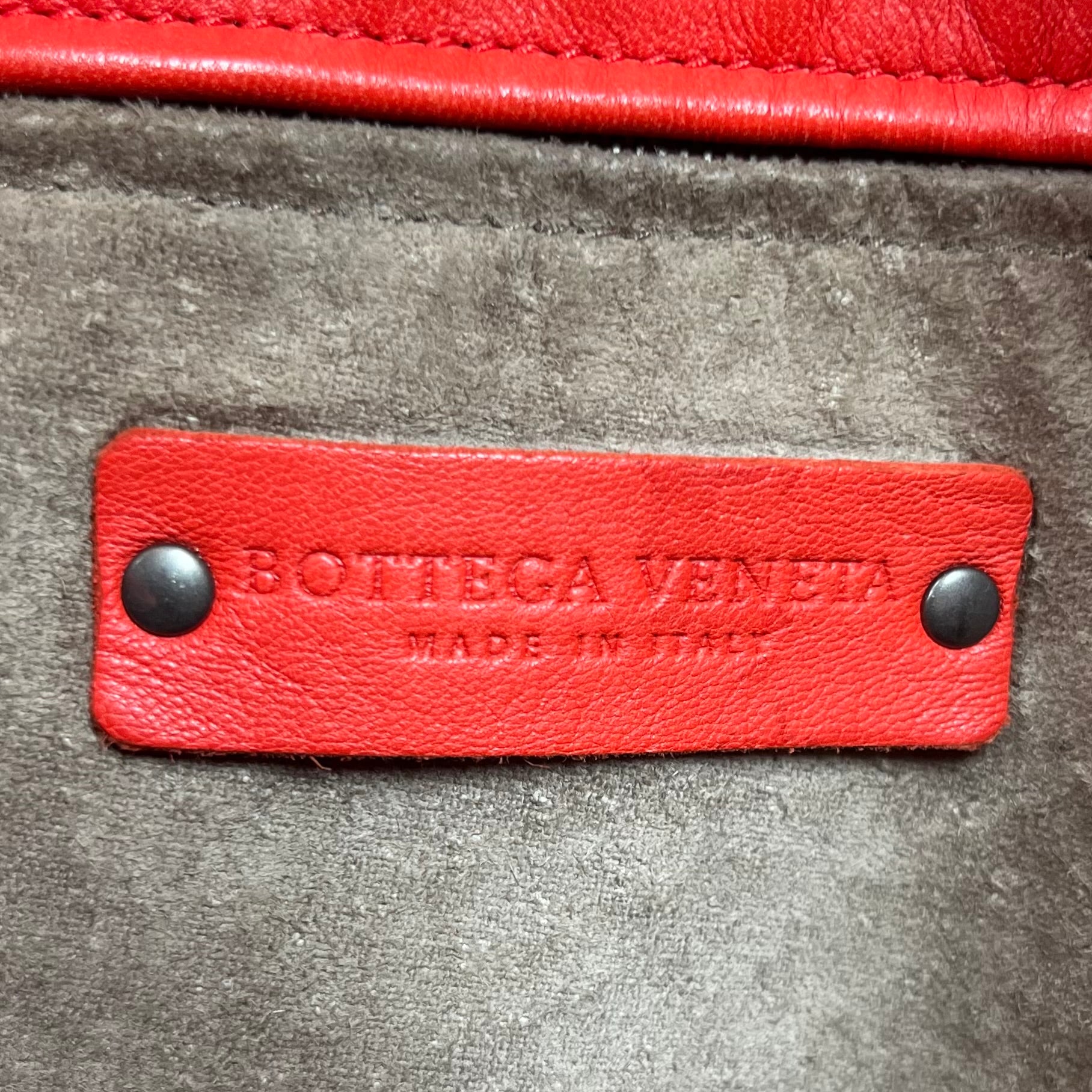 BOTTEGA VENETA/Tote Bag/Leather/RED/Intrecciato Medium Tote view 5