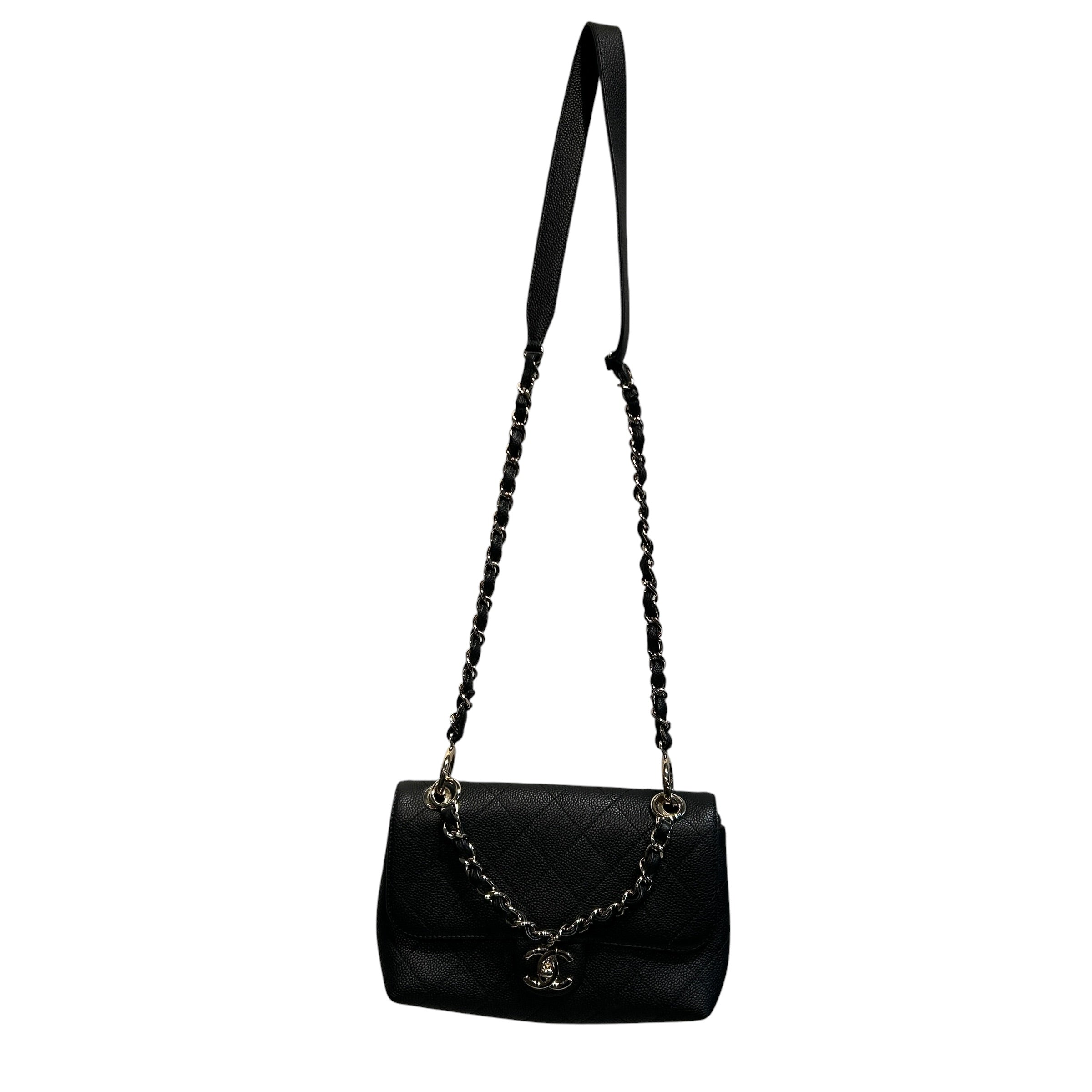 CHANEL/Bag/Leather/BLK/Caviar Quilted SIngle Flap view 1