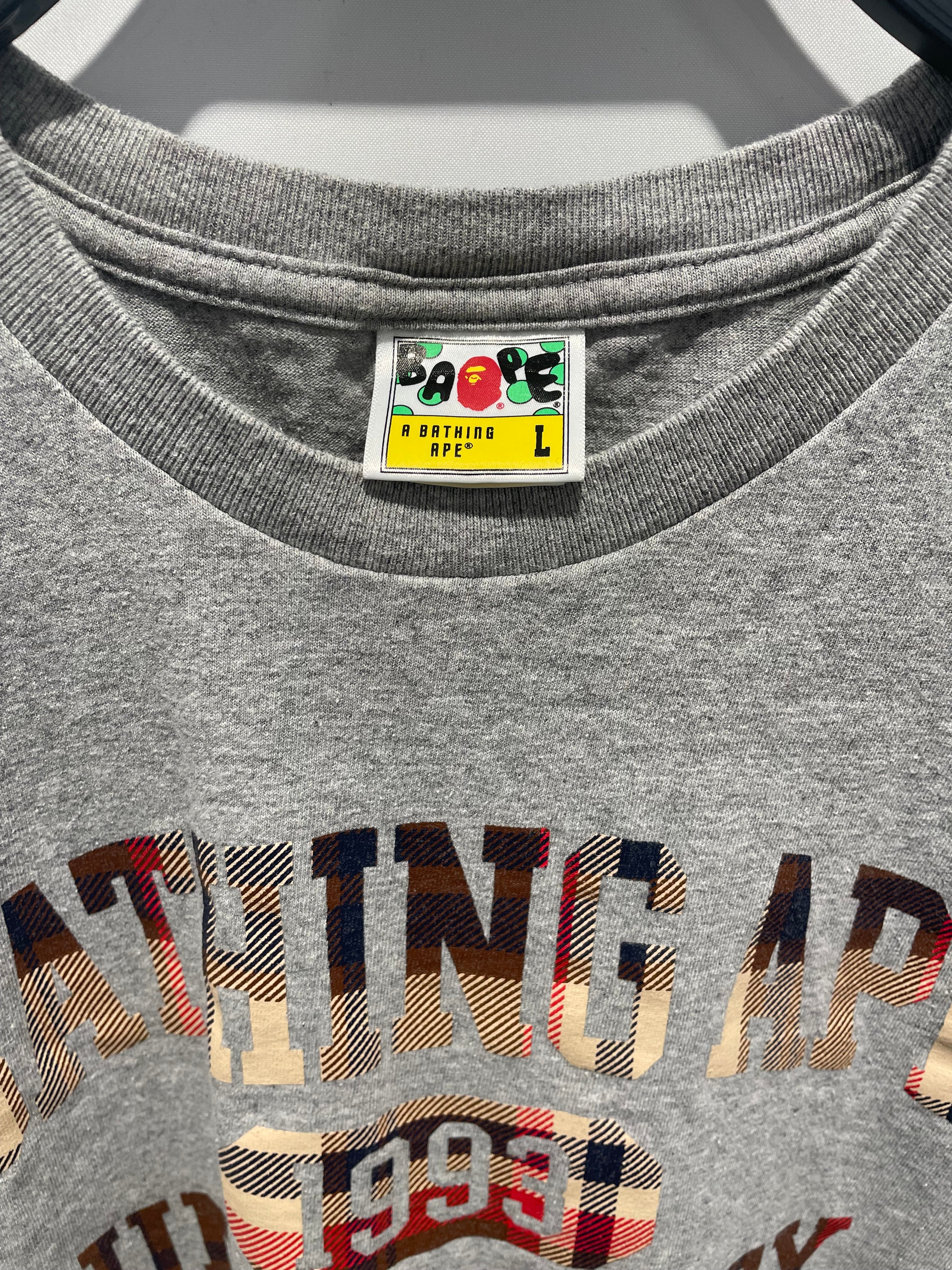 A BATHING APE/T-Shirt/L/Cotton/GRY/Graphic/Check Logo Tee view 3