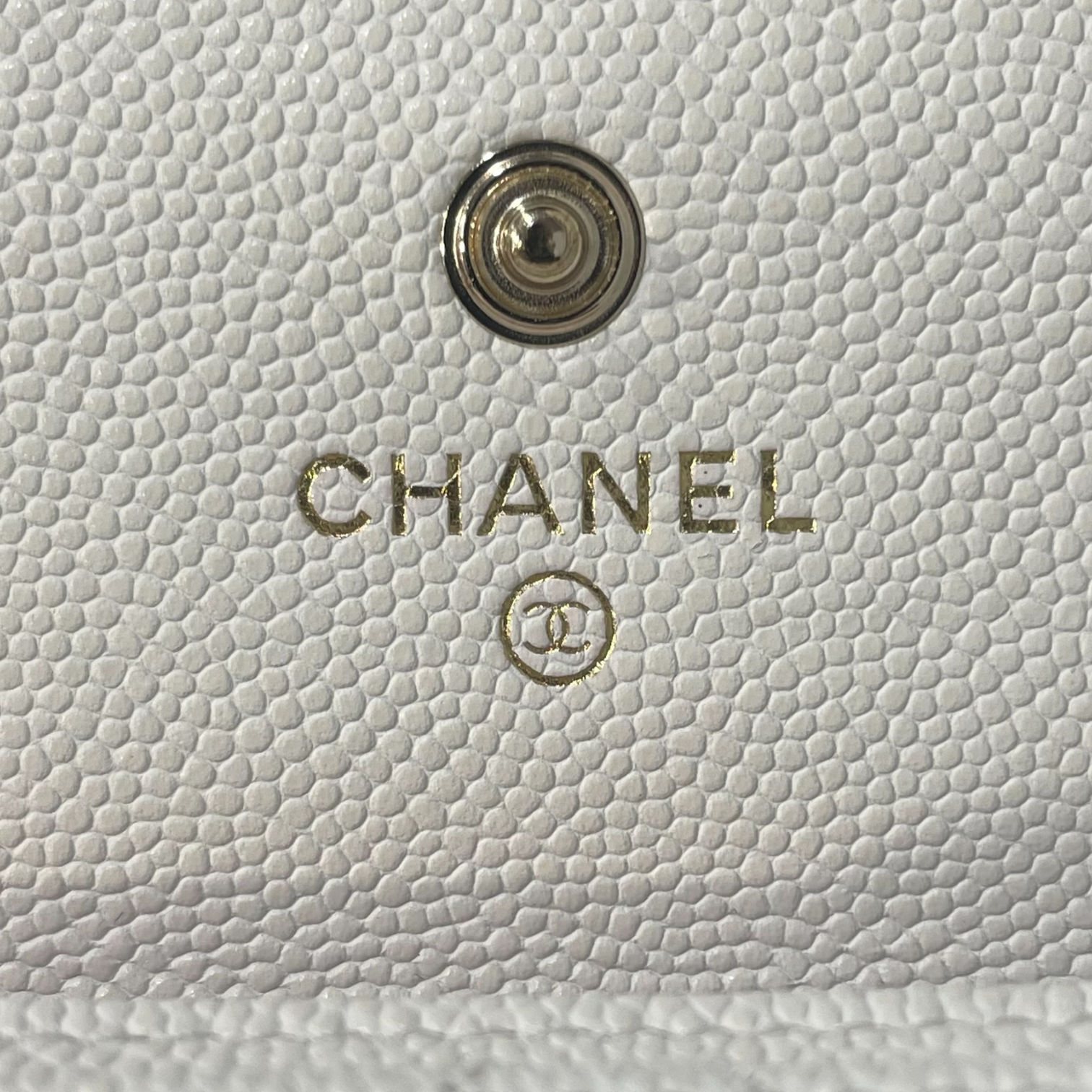 CHANEL/Trifold Wallet/Leather/WHT/L's/CC CARD HOLDER QUILTED view 3