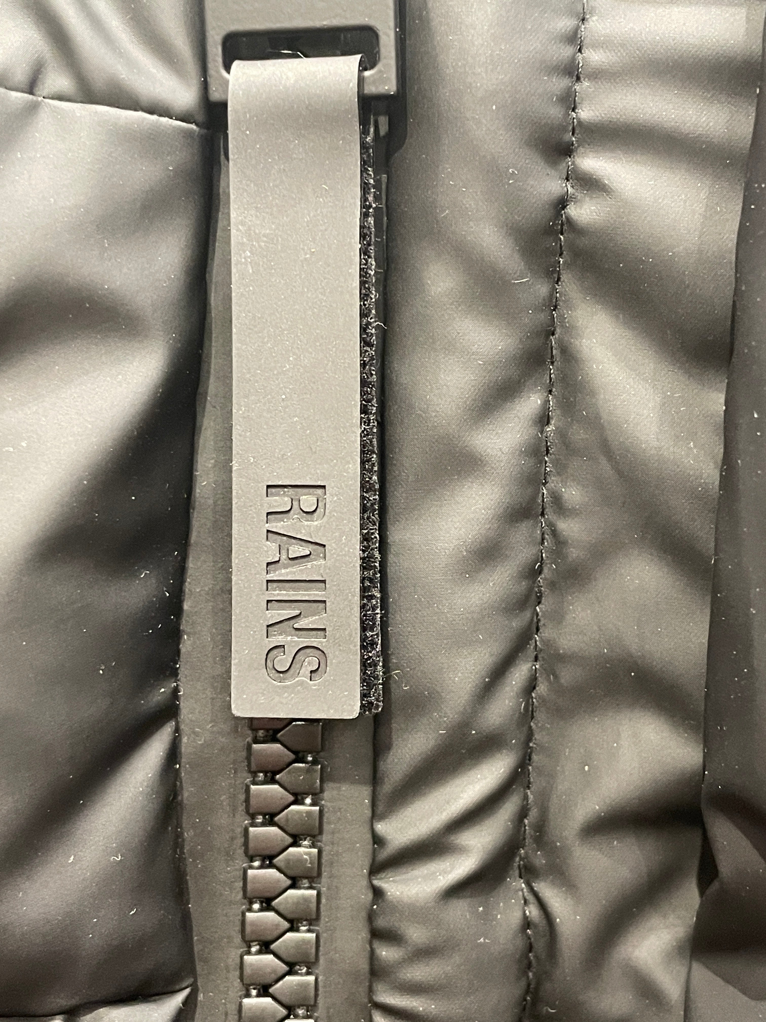 RAINS/Puffer Jkt/M/Nylon/BLK/SILVER TRIM HOOD view 5