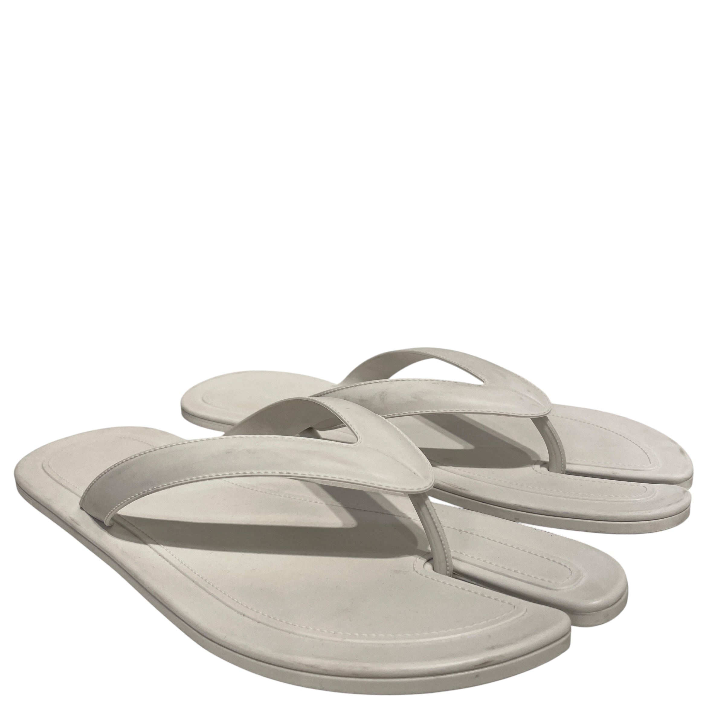 Maison Margiela/Sandals/EU 44/WHT/TABI FLOP view 1