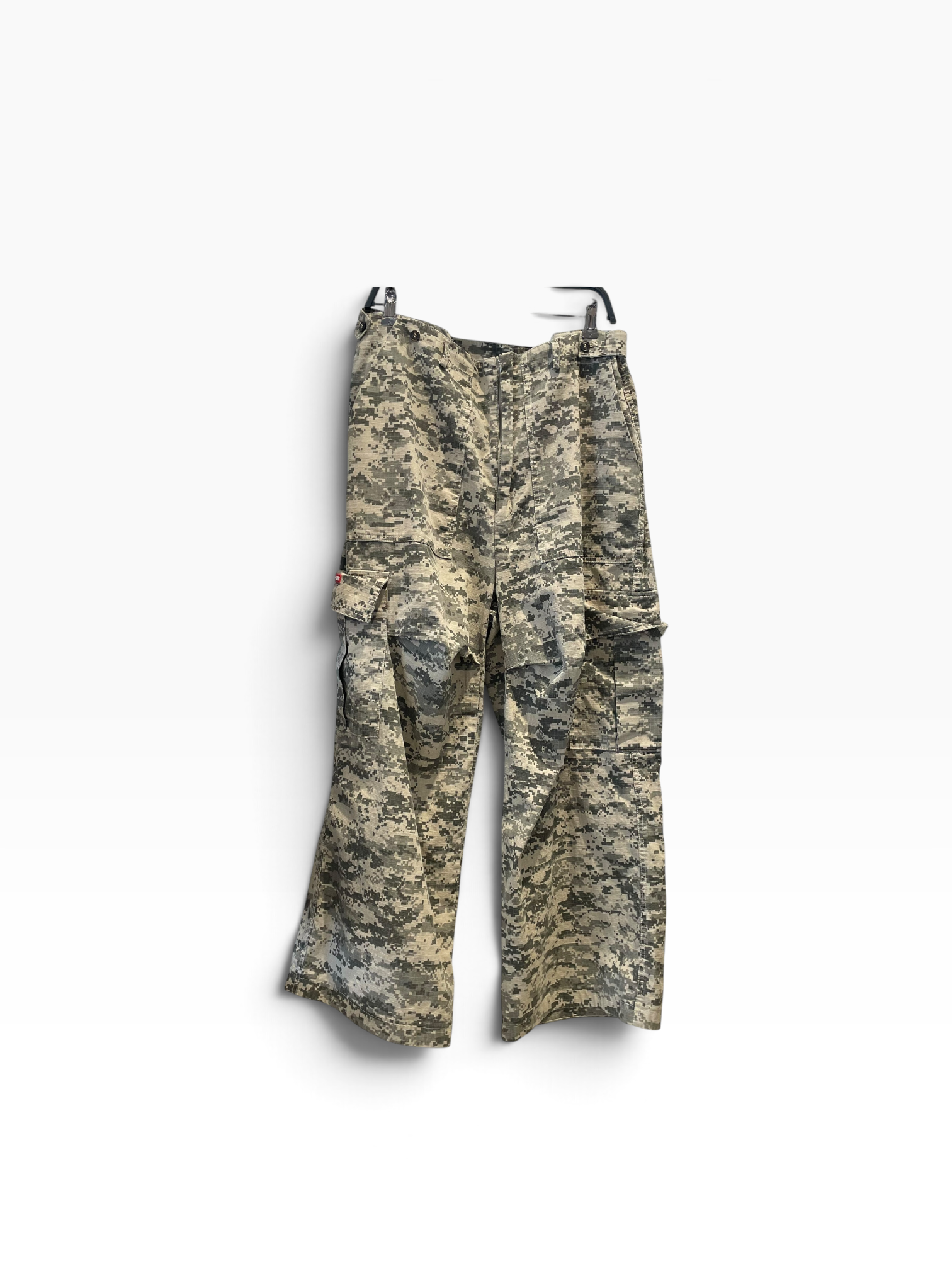 Raspberry Hills/Cargo Pants/M/Cotton/GRN/Camouflage/Digital Camo Pants view 1
