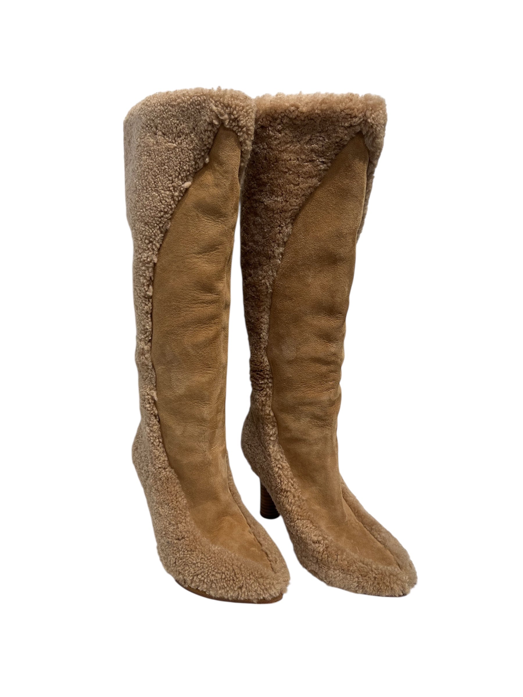 UGG australia/Boots/US 9/Suede/CML/faux sheerling heels view 1