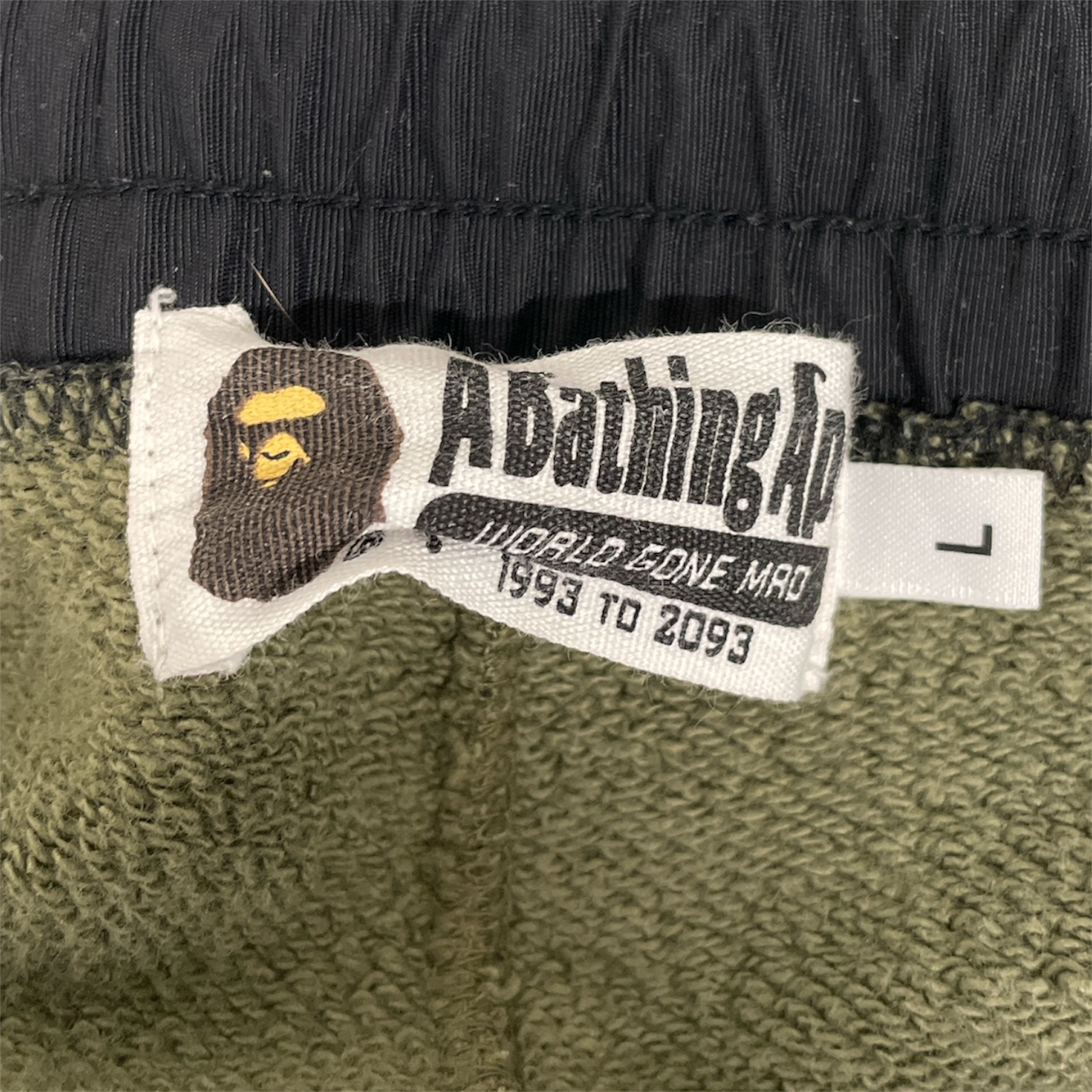 A BATHING APE/Pants/L/Cotton/GRN/Camouflage/Shark Cargo Sweatpants view 3