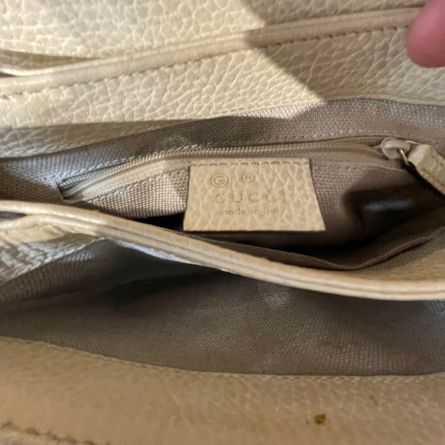 GUCCI/Cross Body Bag/Leather/CRM/Interlocking G view 5