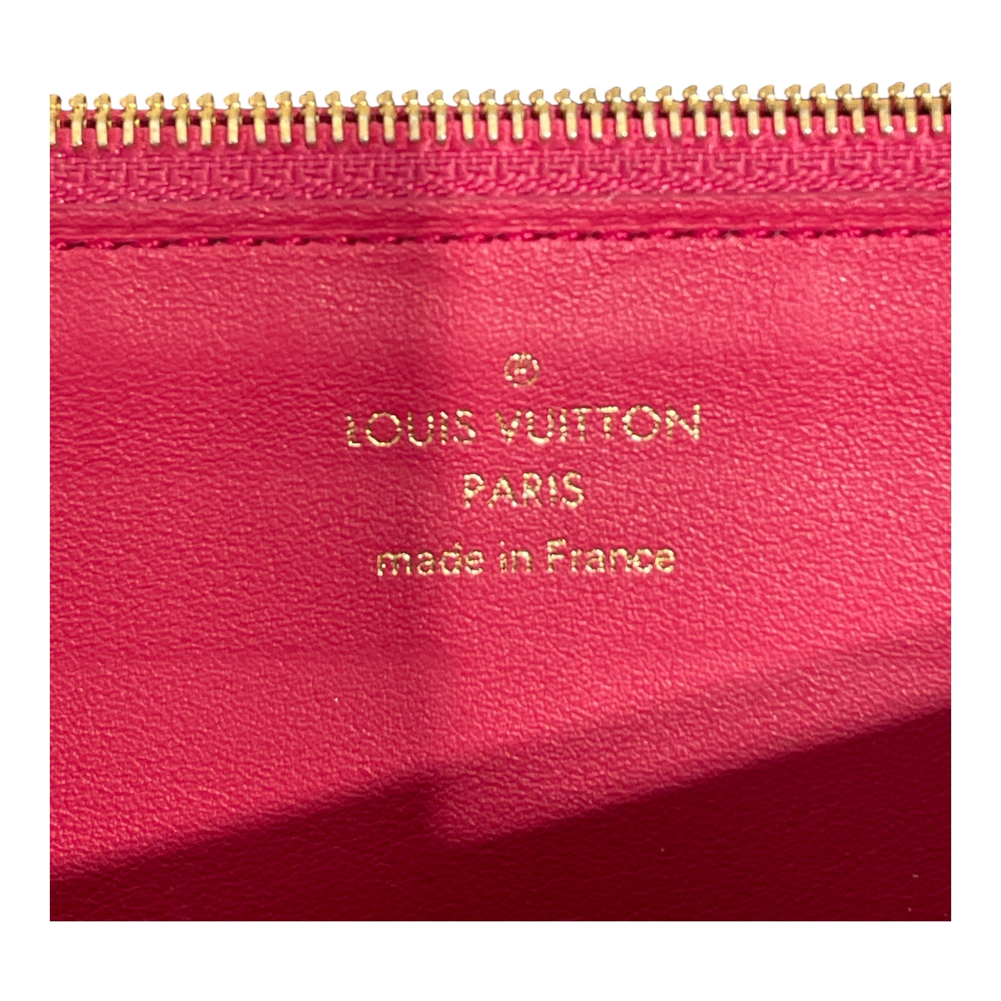 LOUIS VUITTON/Long Wallet/Leather/BLK/Capucines Long Wallet view 3