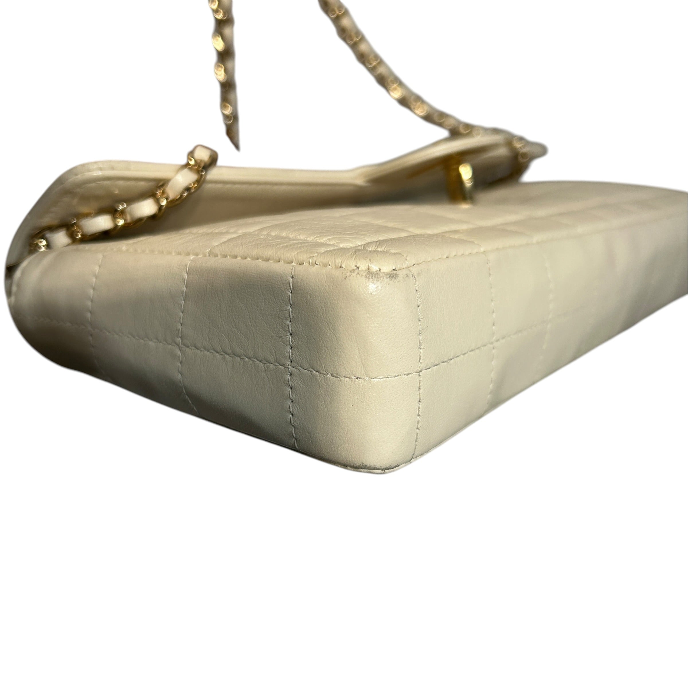 CHANEL/Bag/CRM/Chocolate Bar E/W Flap view 5