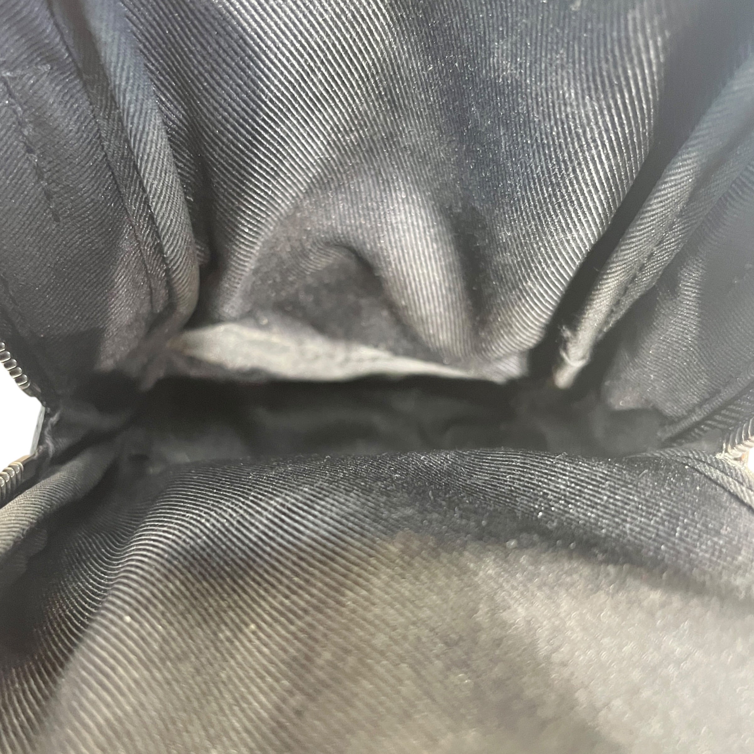 LOUIS VUITTON/Pouch/Monogram/Leather/BLK/DOUBLE PHONE POUCH view 4