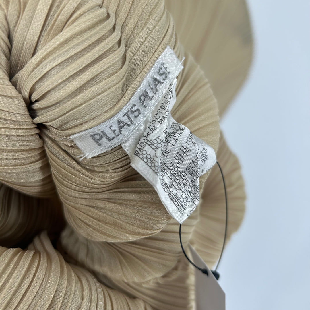 PLEATS PLEASE ISSEY MIYAKE/LS Dress/4/Beige/Polyester – 2nd PLEATS PLEASE ISSEY MIYAKE/LS Dress/4/Beige/Polyester – 2nd