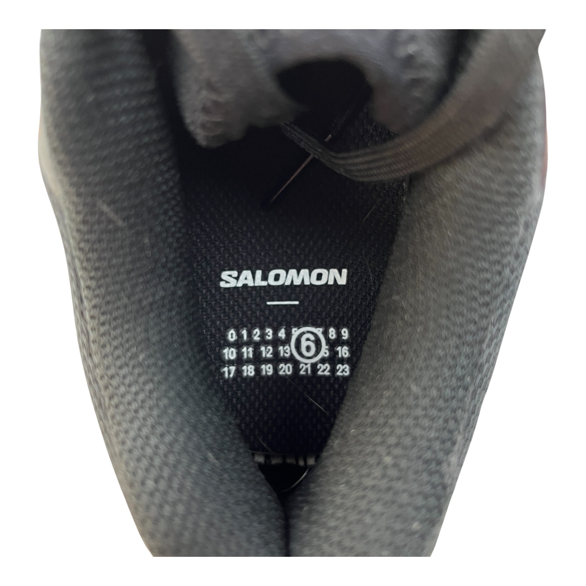 salomon/MM6/Low-Sneakers/US 9.5/BLK/orange accent view 4