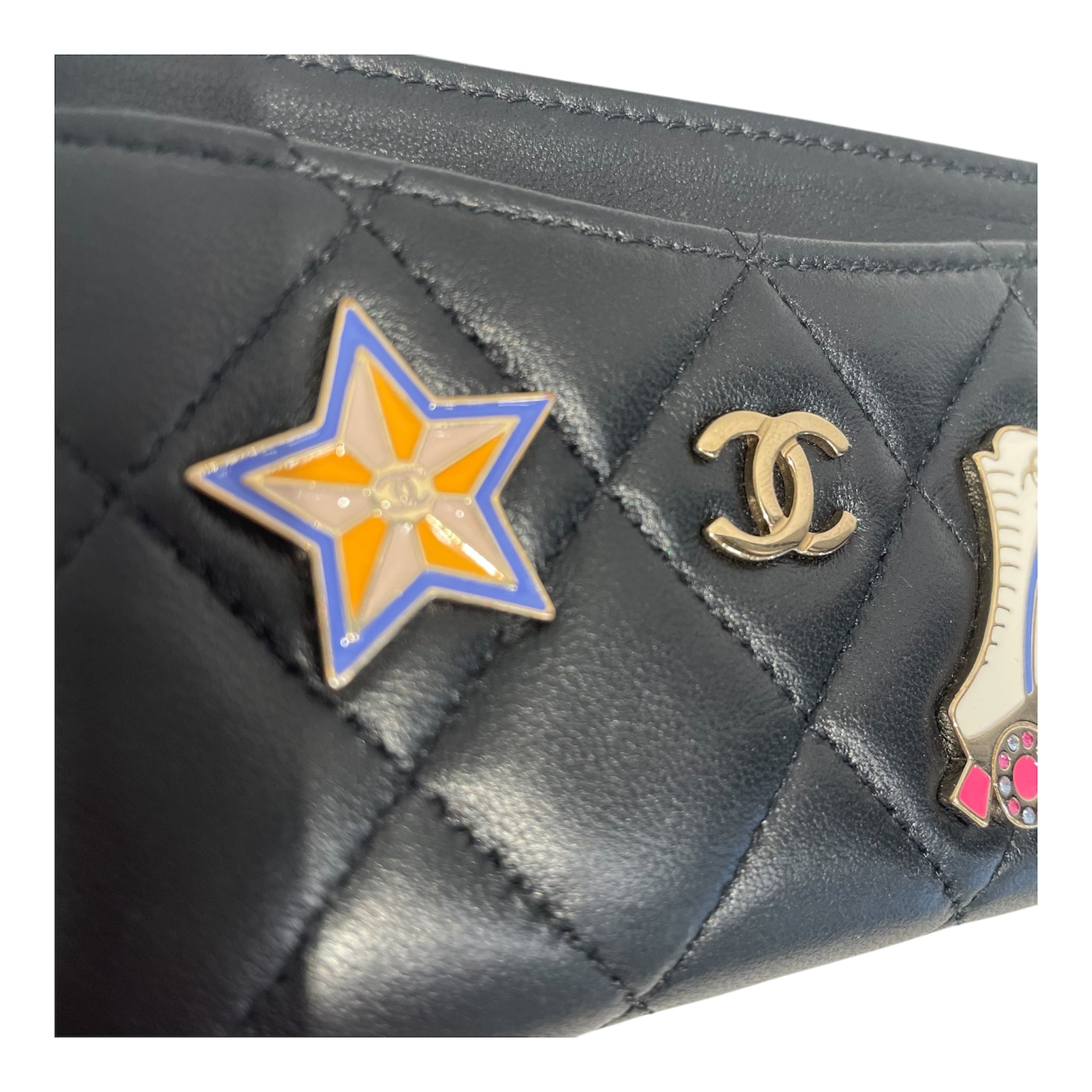 CHANEL/Wallet/Leather/BLK/Star skate pin view 5