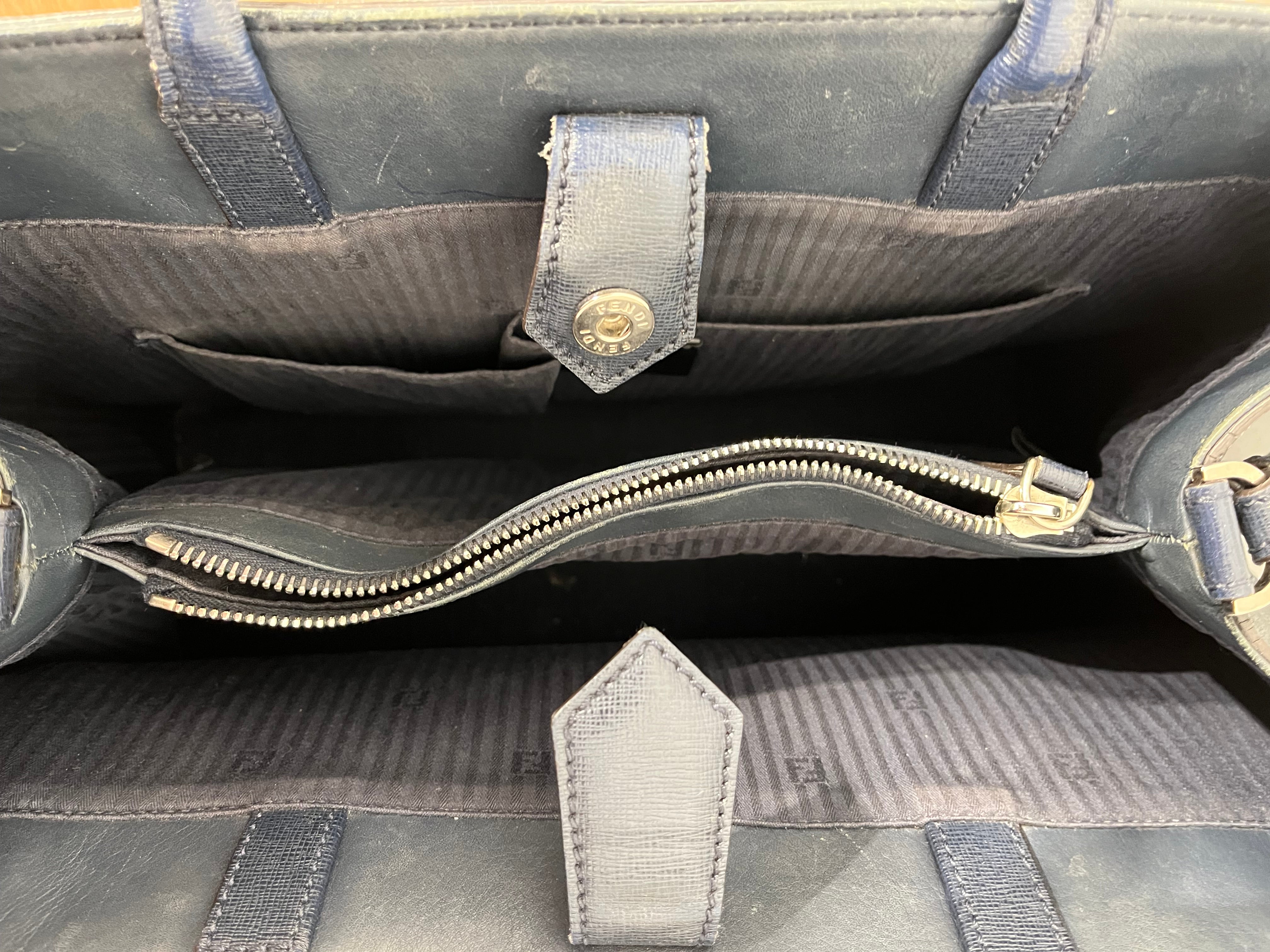 FENDI/Bag/Leather/NVY/MMT 2JOUR SAFFIANO view 5