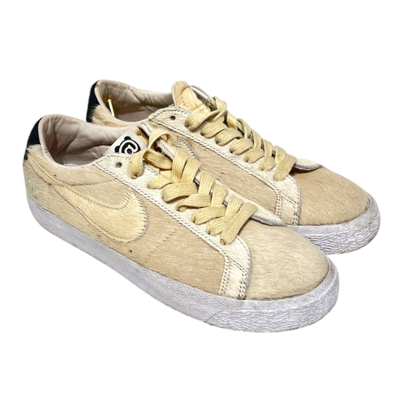 NIKE SB/Low-Sneakers/US 8.5/Fur/CRM/BEARBRICK view 1