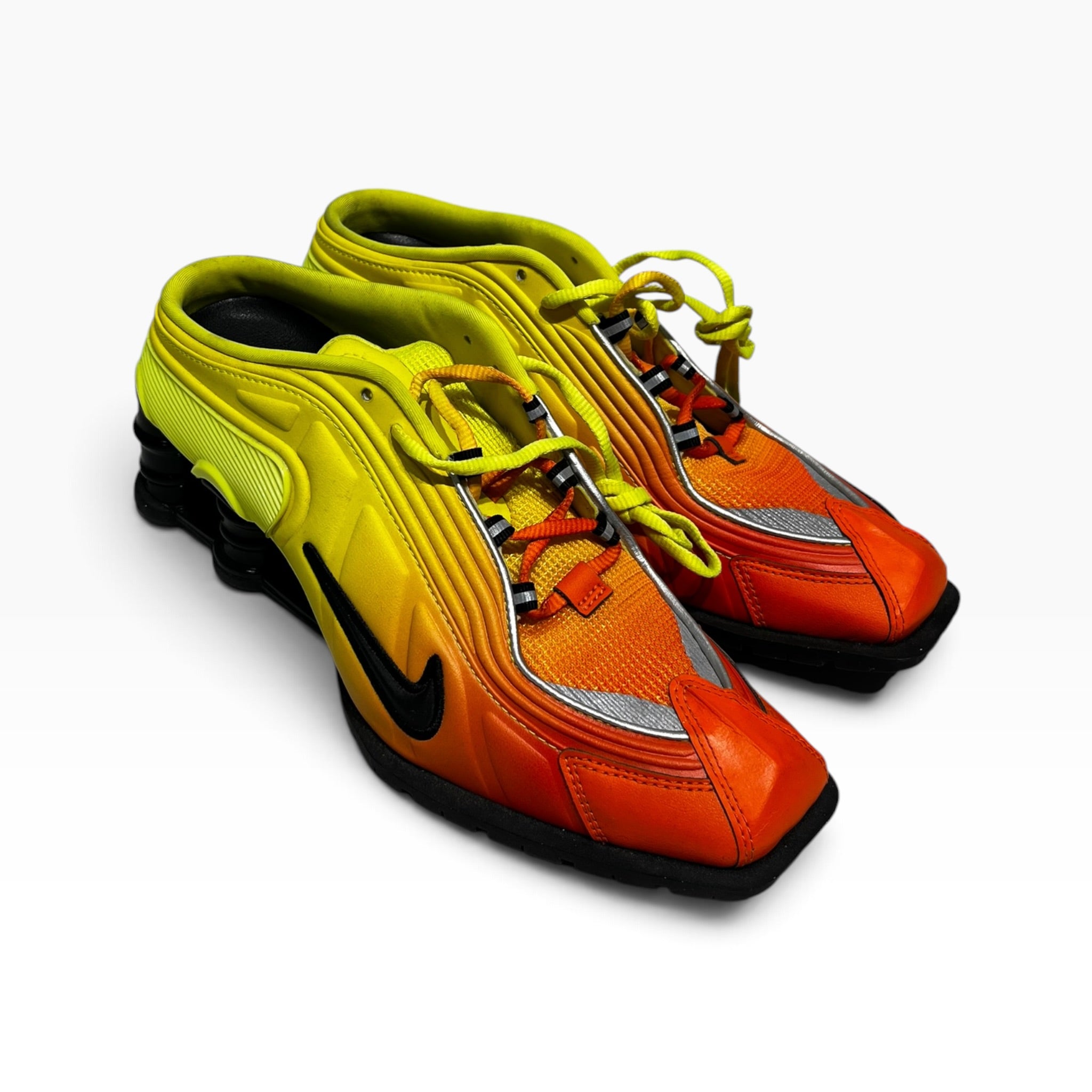 NIKE/SHOX MR4 MARTINE ROSE/Low-Sneakers/US 6/Leather/ORN/DQ2401-800 view 1