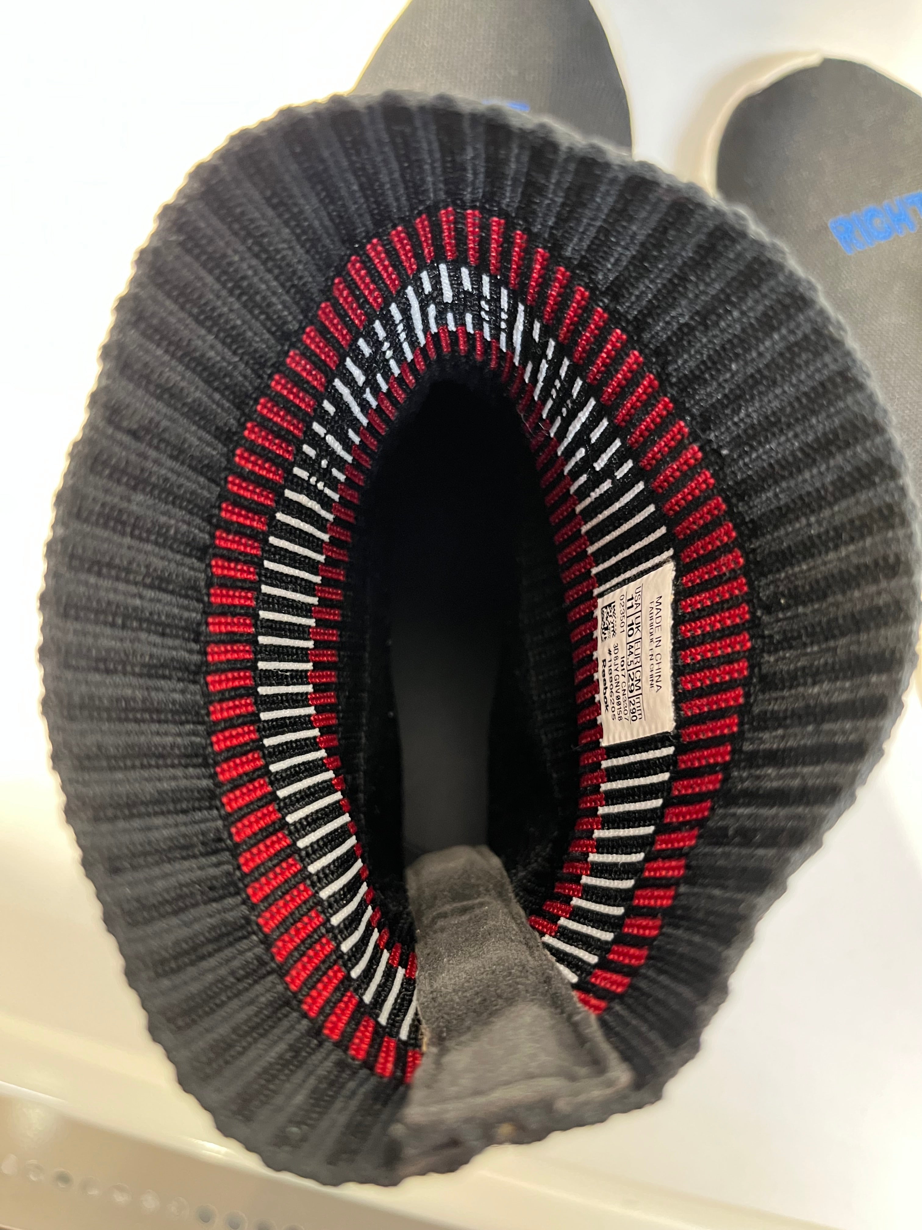 VETEMENTS/Reebok/Hi-Sneakers/US 11/Cotton/BLK/Reebok Vetement collab socks view 3