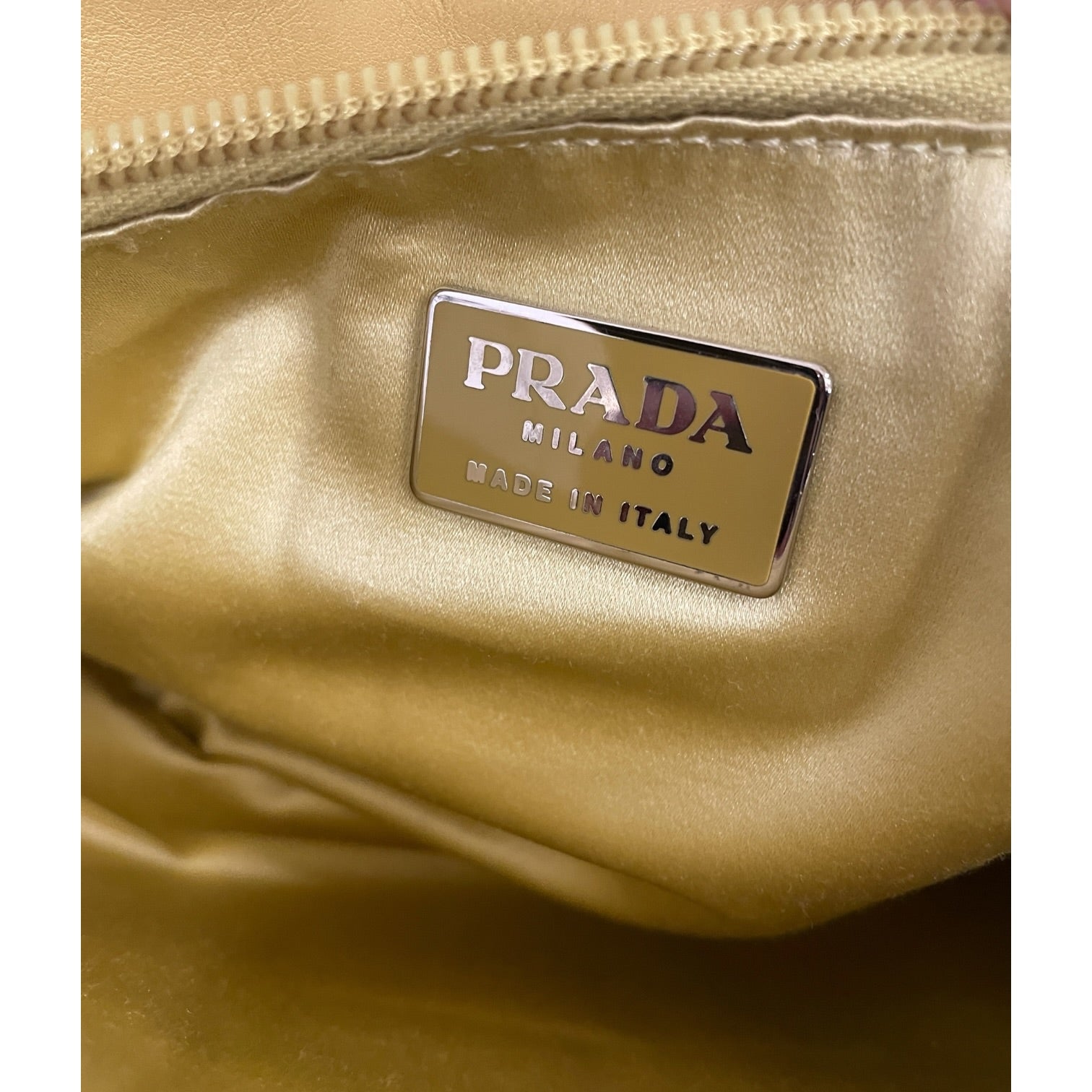 PRADA/Hand Bag/Tweed/CRM/Enameled Metal Triangle Phenix view 3