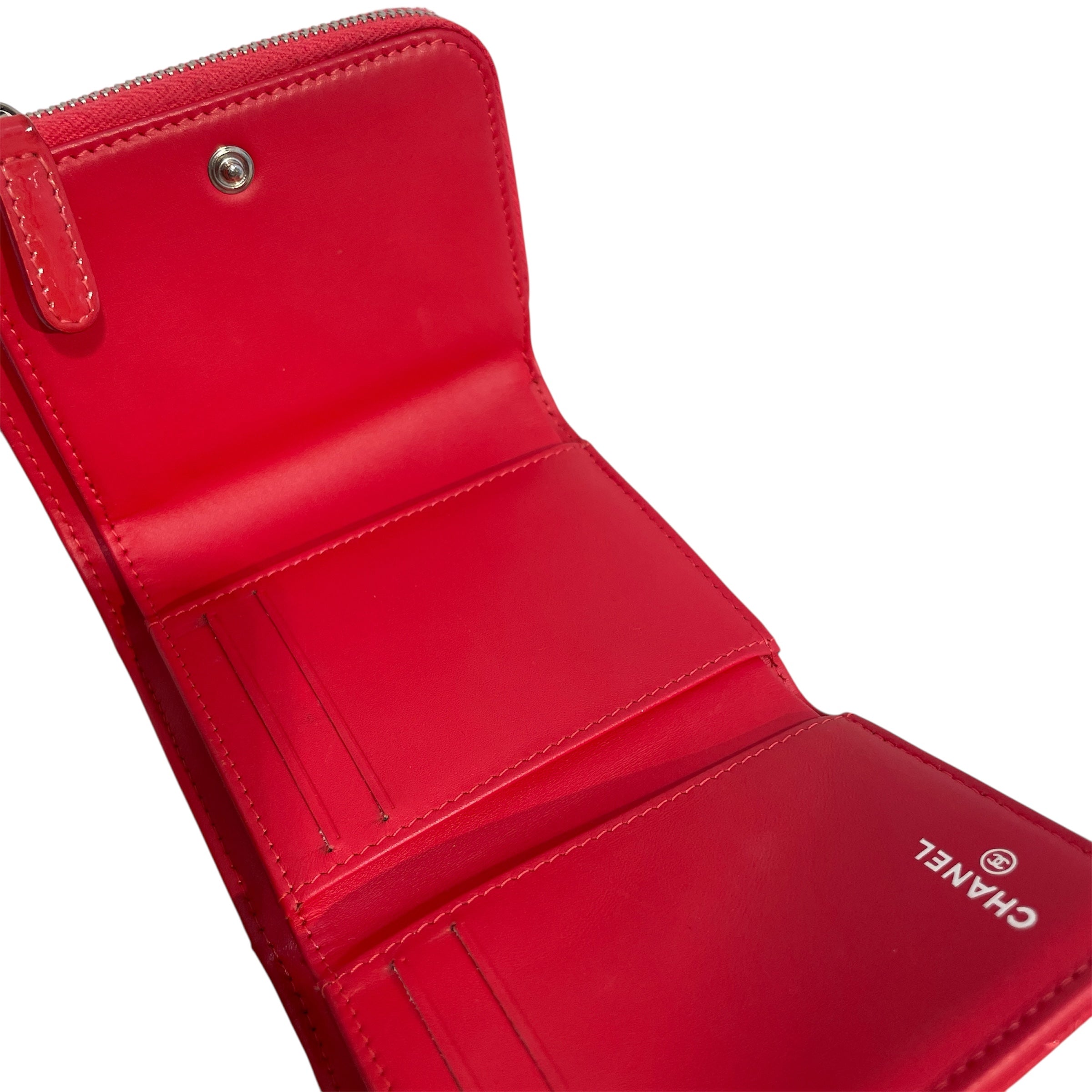 CHANEL/Wallet/Leather/RED/Quilted Patent Leather L Yen view 6
