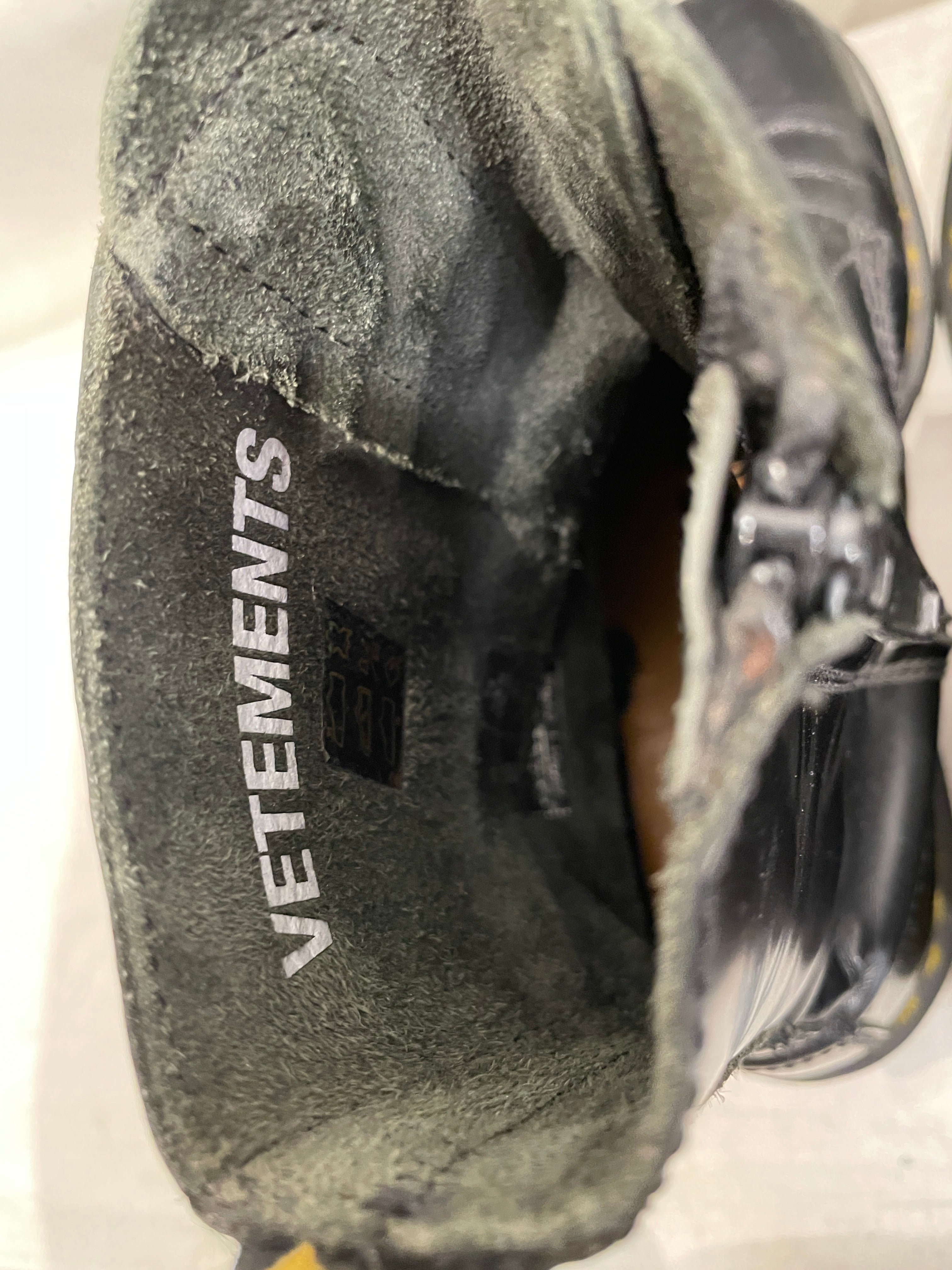 Dr.Martens/VETEMENTS/Boots/US 10/Leather/BLK/BORDER LINE ON HEELS view 6