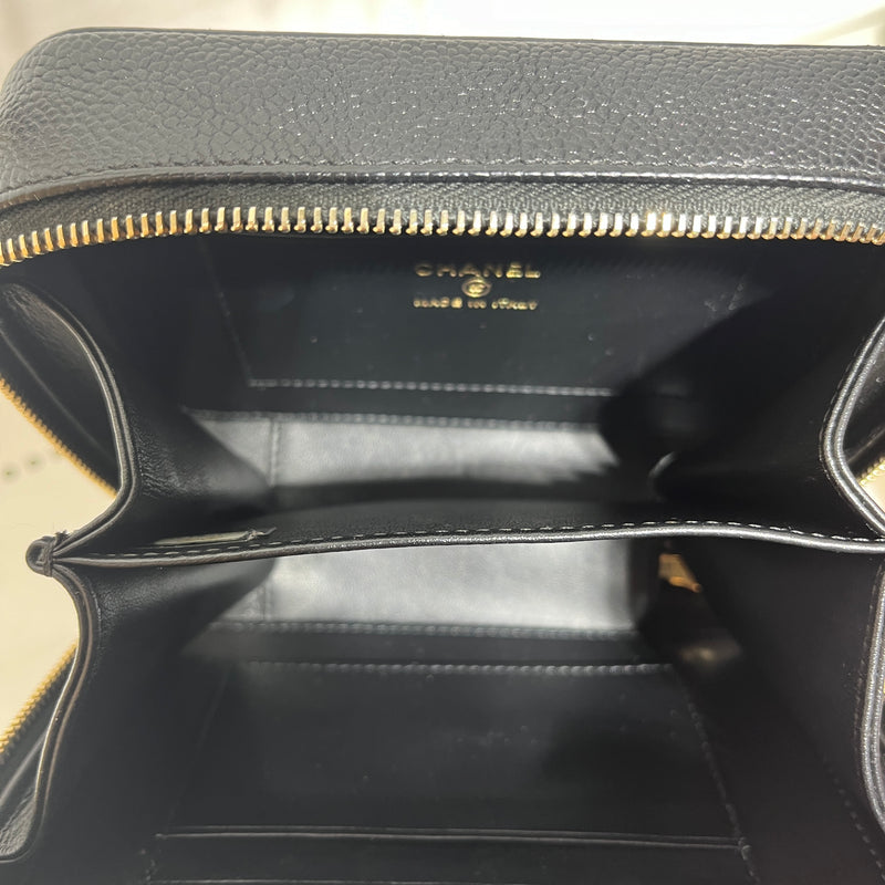 CHANEL/Cross Body Bag/Leather/BLK/Caviar Vanity Filigree