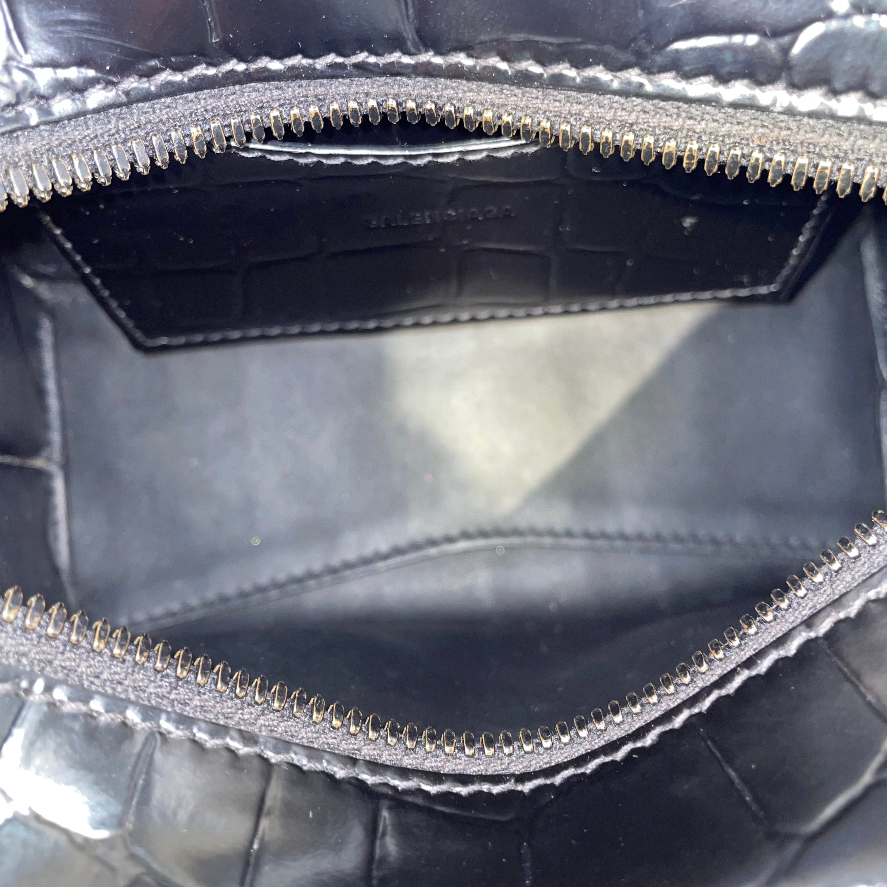 BALENCIAGA/Cross Body Bag/Animal Pattern/Leather/BLK/CROC NANO CITY view 5