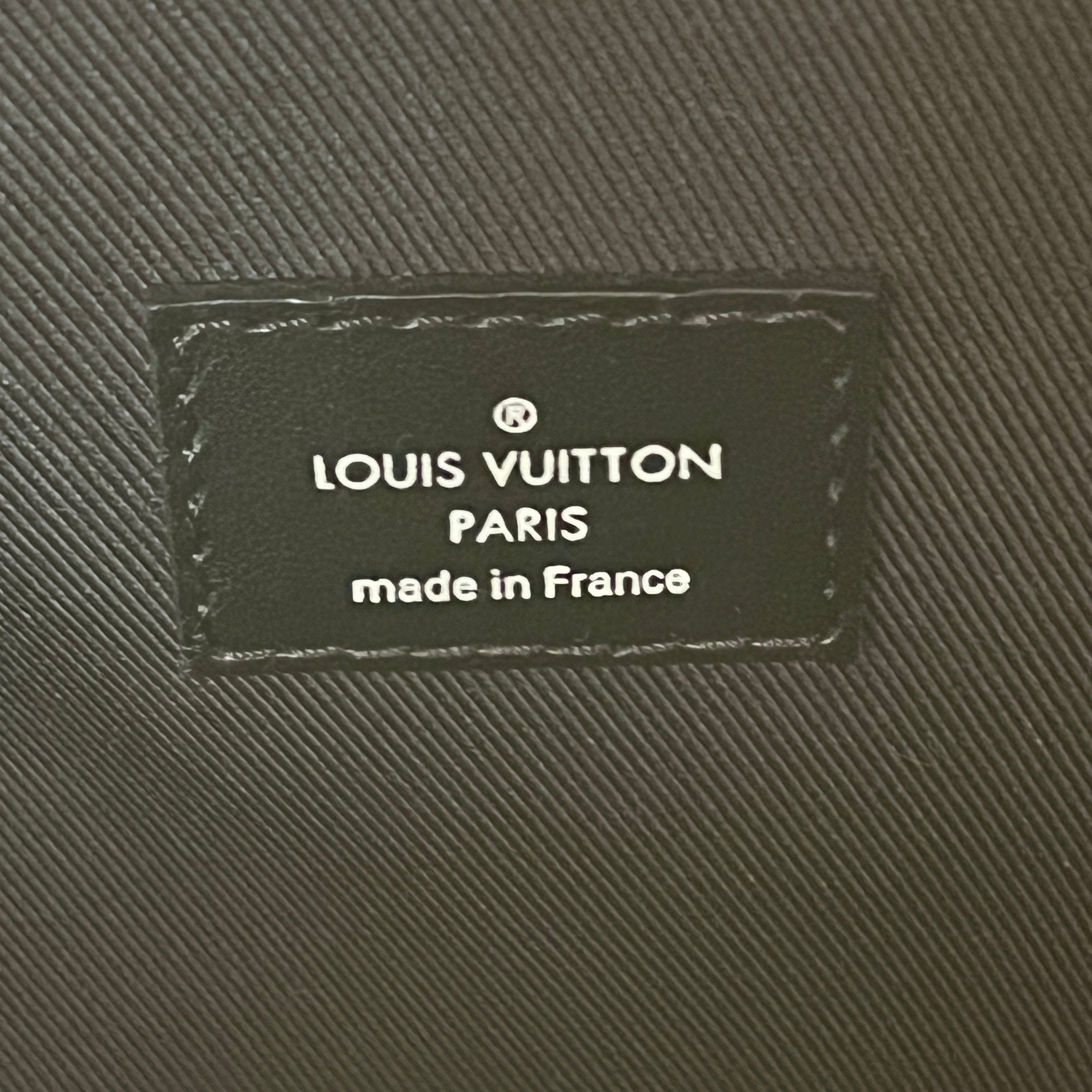 LOUIS VUITTON/Backpack/Monogram/Leather/GRY/discovery graffiti backpack view 5