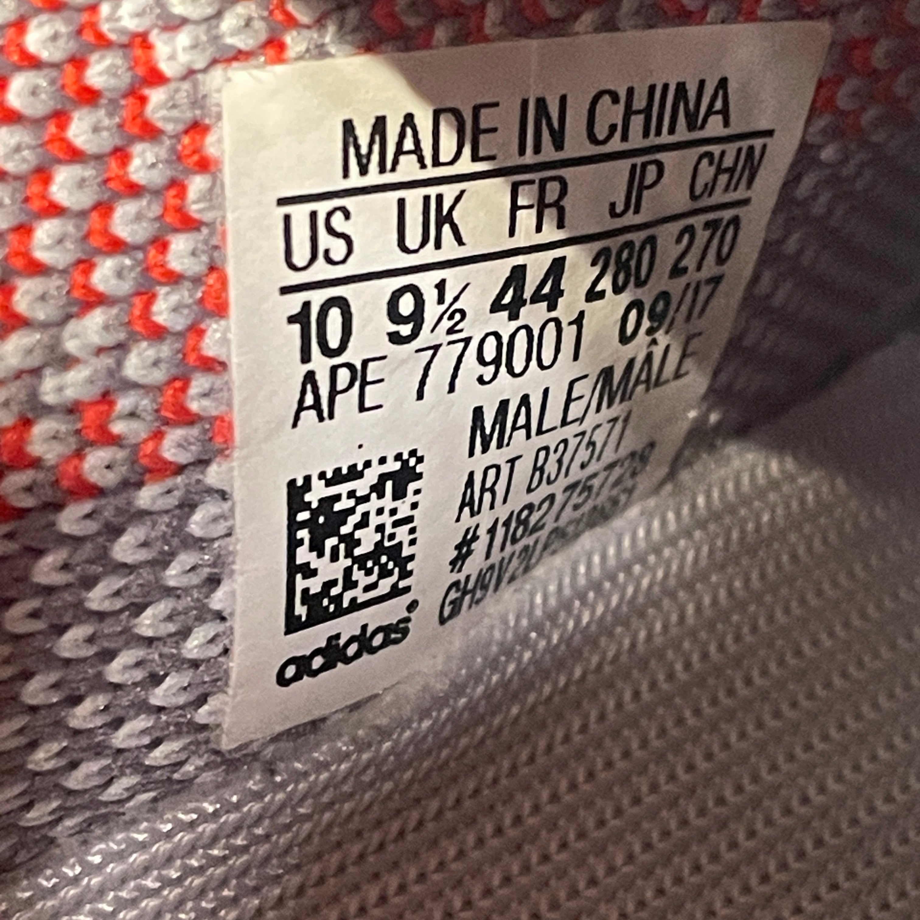 YEEZY/Low-Sneakers/US 10/WHT/adidas Yeezy Boost 350 V2 view 4
