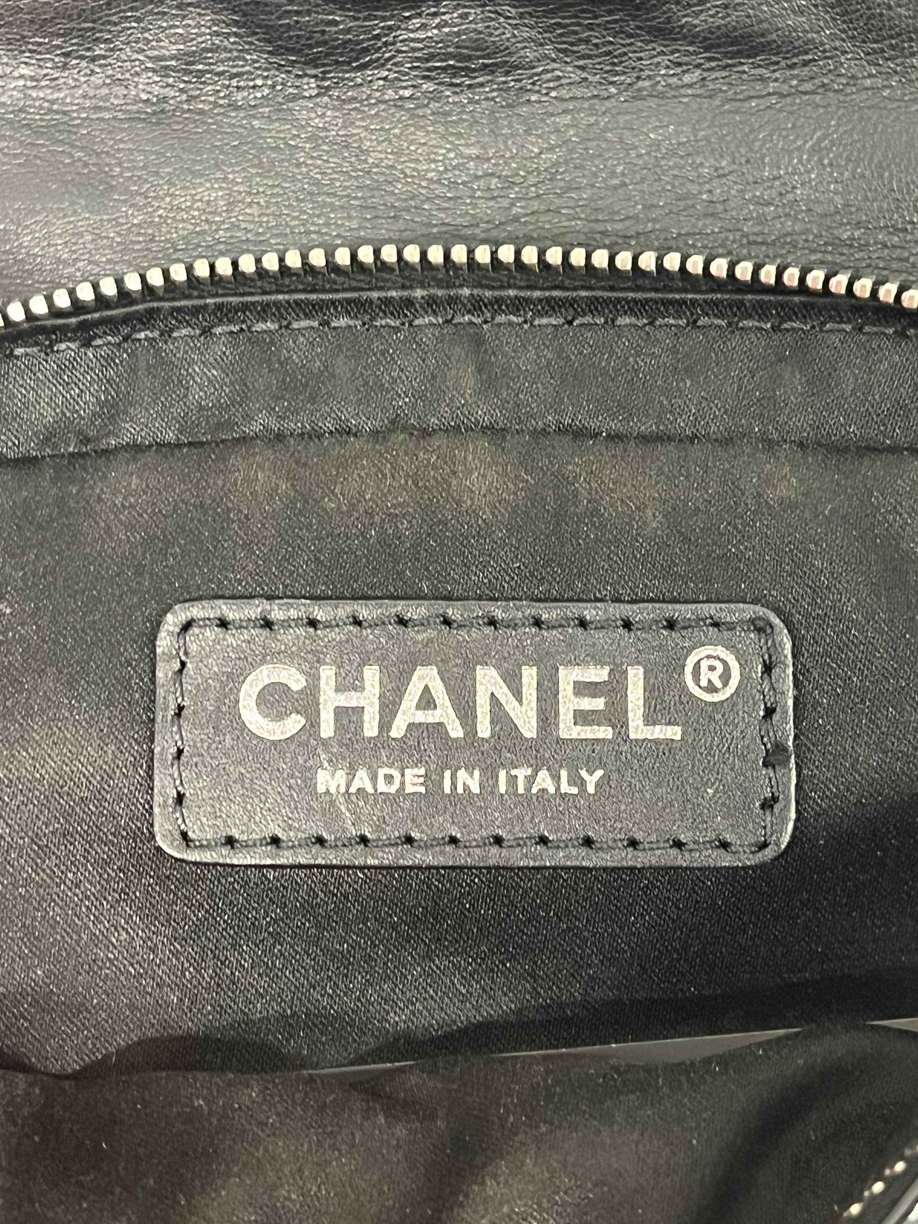 CHANEL/Cross Body Bag/Leather/BLK/PATENT CROSSBODY SM 14497320 view 3