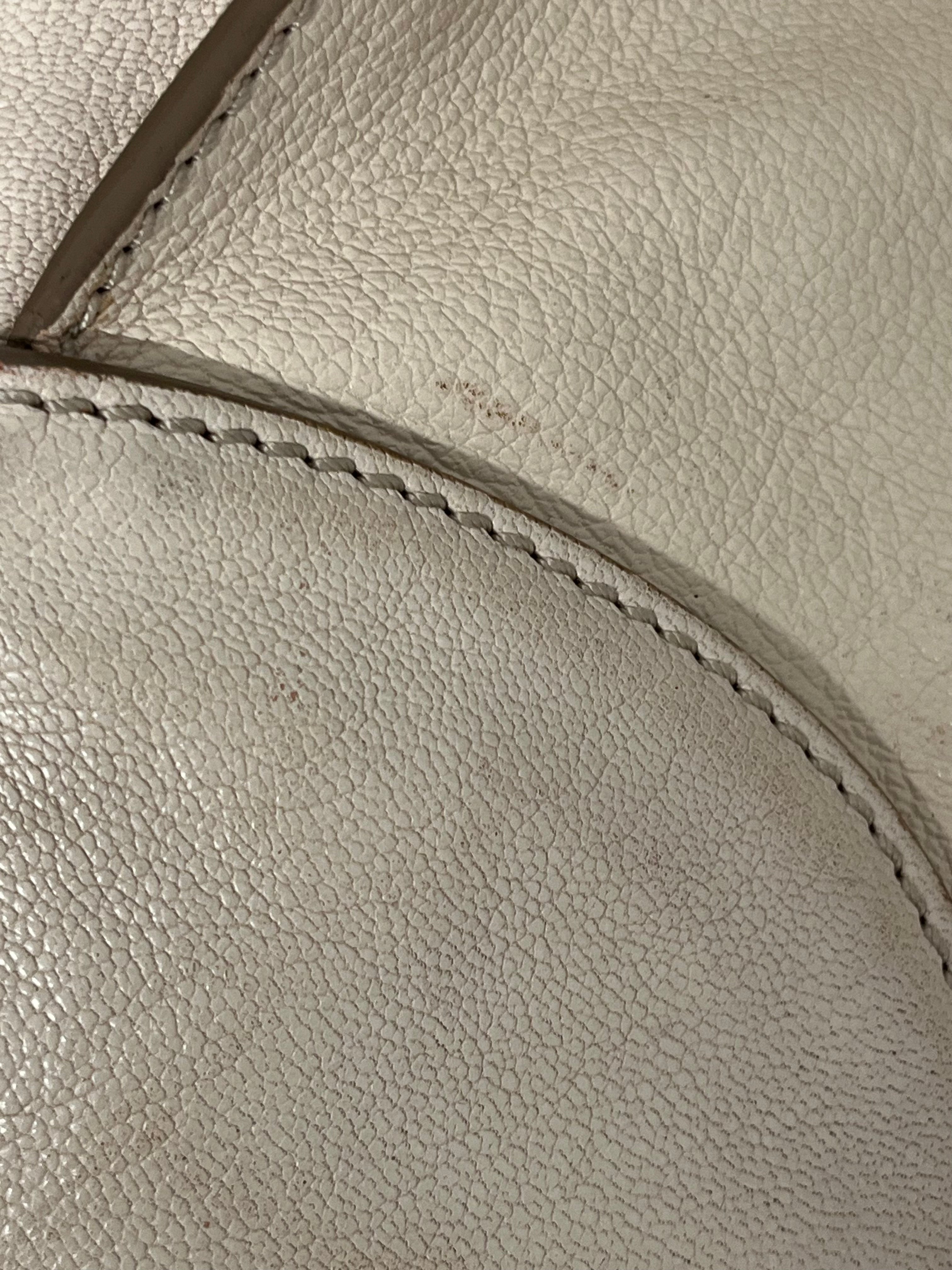CELINE/Bag/Leather/WHT/ORLOV BAG / HORSE CHARM view 4