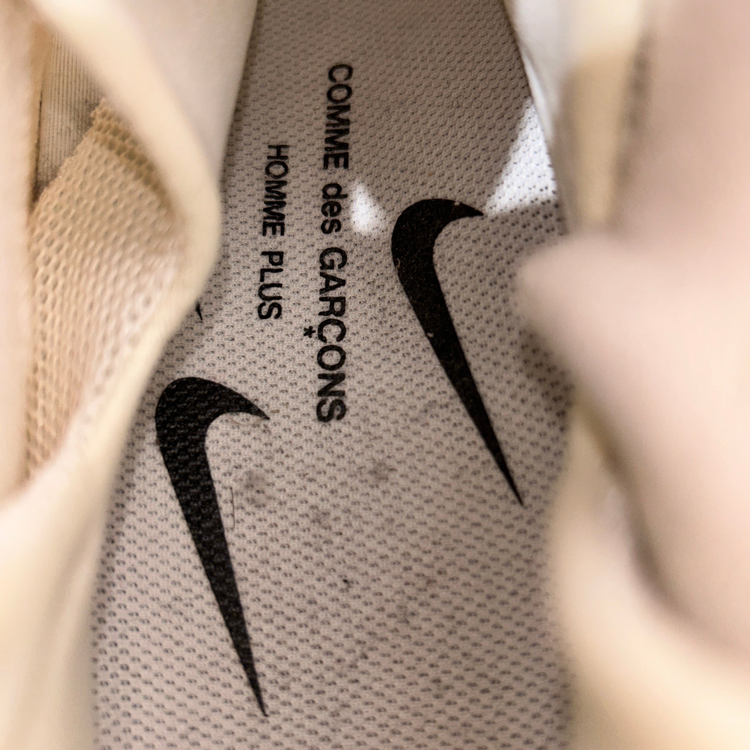 COMME des GARCONS HOMME PLUS/Hi-Sneakers/US 9/WHT/ view 3