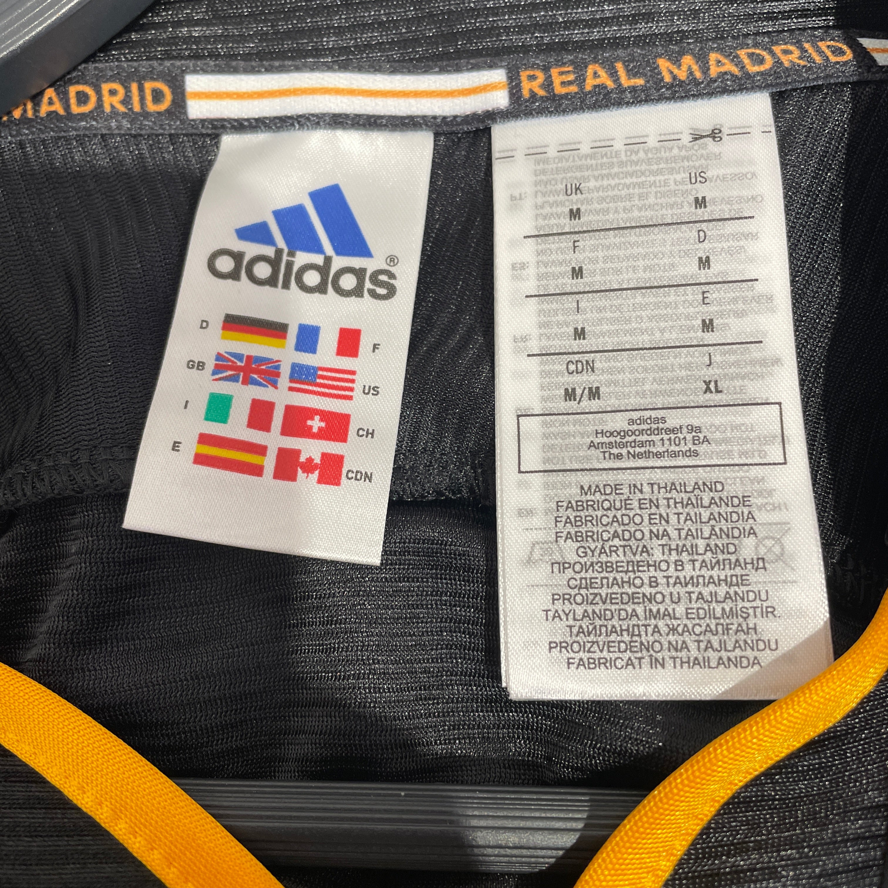 adidas/T-Shirt/M/Polyester/BLK/Graphic/REAL MADRID AWAY JERSEY view 3