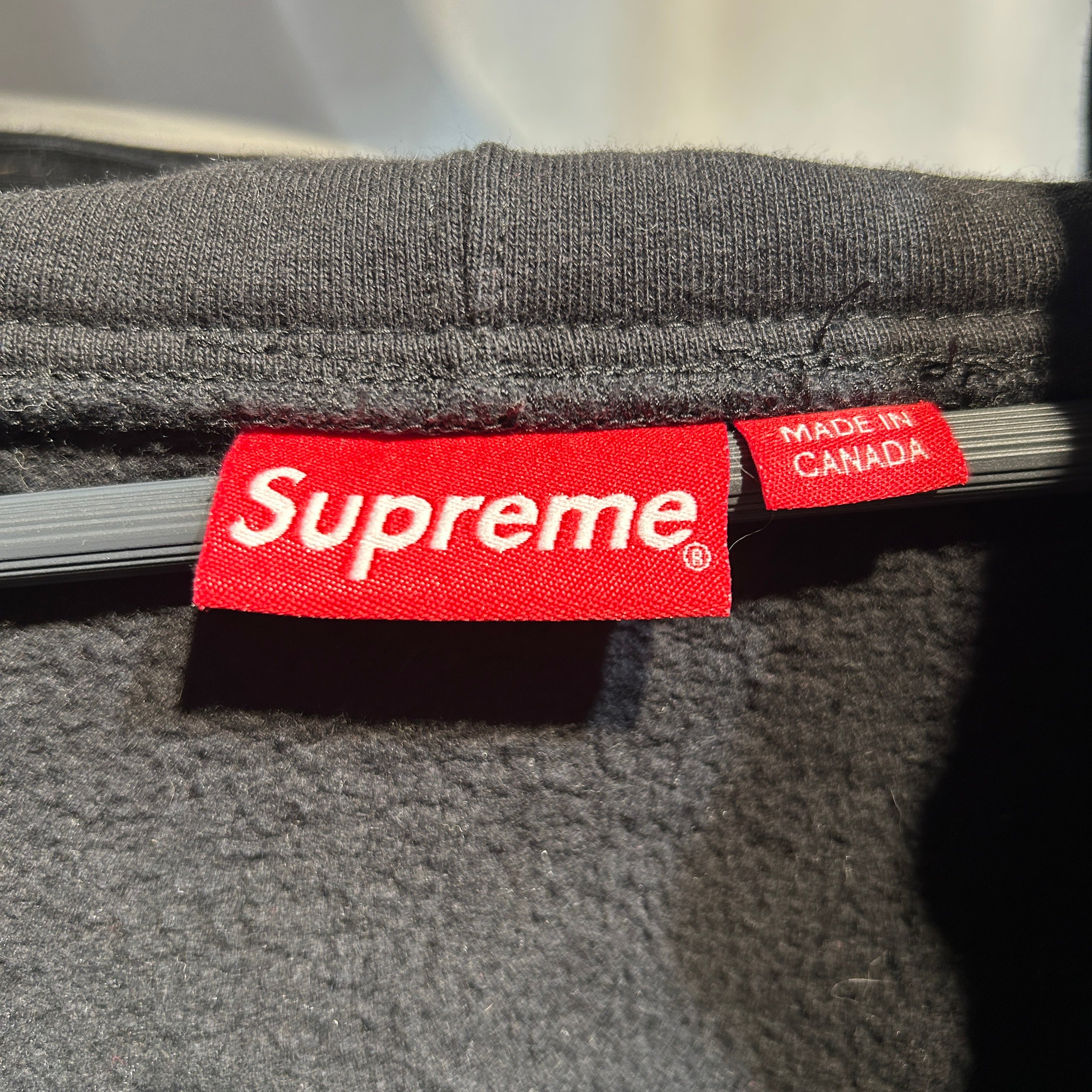 Supreme/Hoodie/M/Graphic/Cotton/BLK/the crow zip up view 3