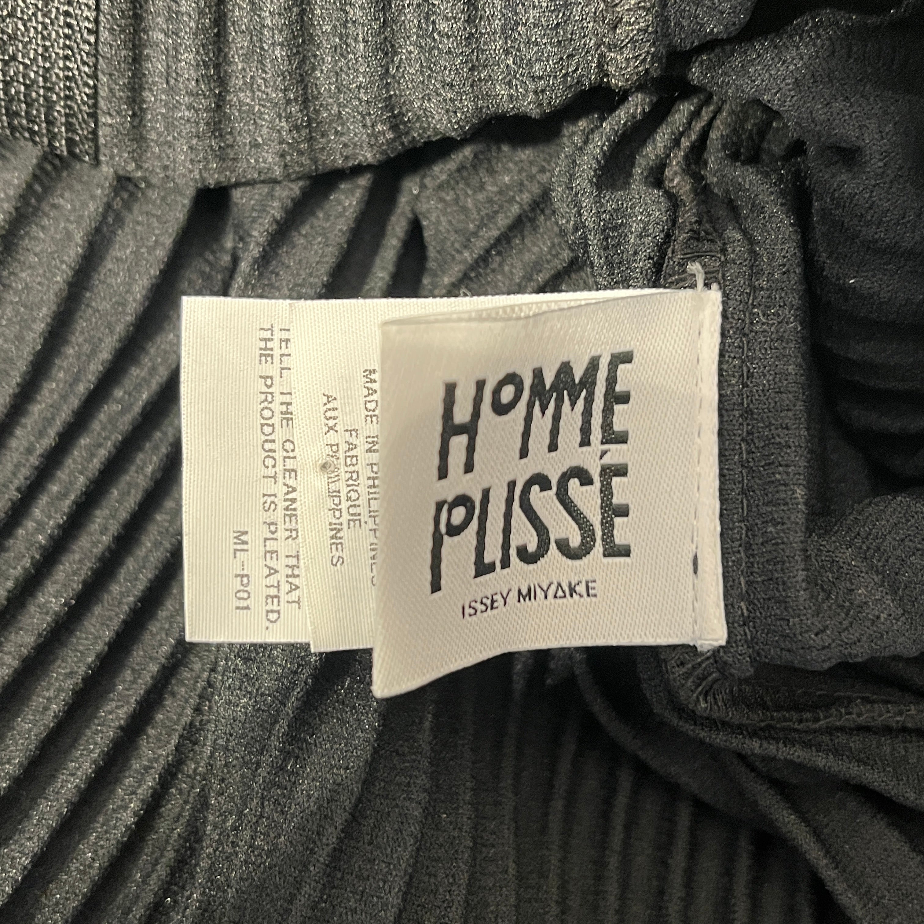 HOMME PLISSE ISSEY MIYAKE/Jacket/3/Polyester/BLK/pleated/organic shape view 3